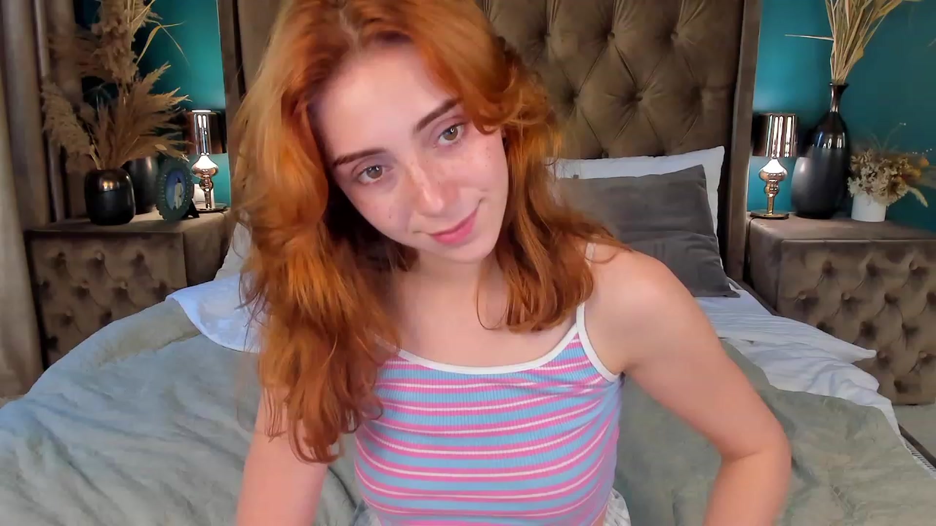 Gallery image thumbnail from ElsaYoung's myfreecams stream on, 06/24/2023, 11:27 image 11 of 20