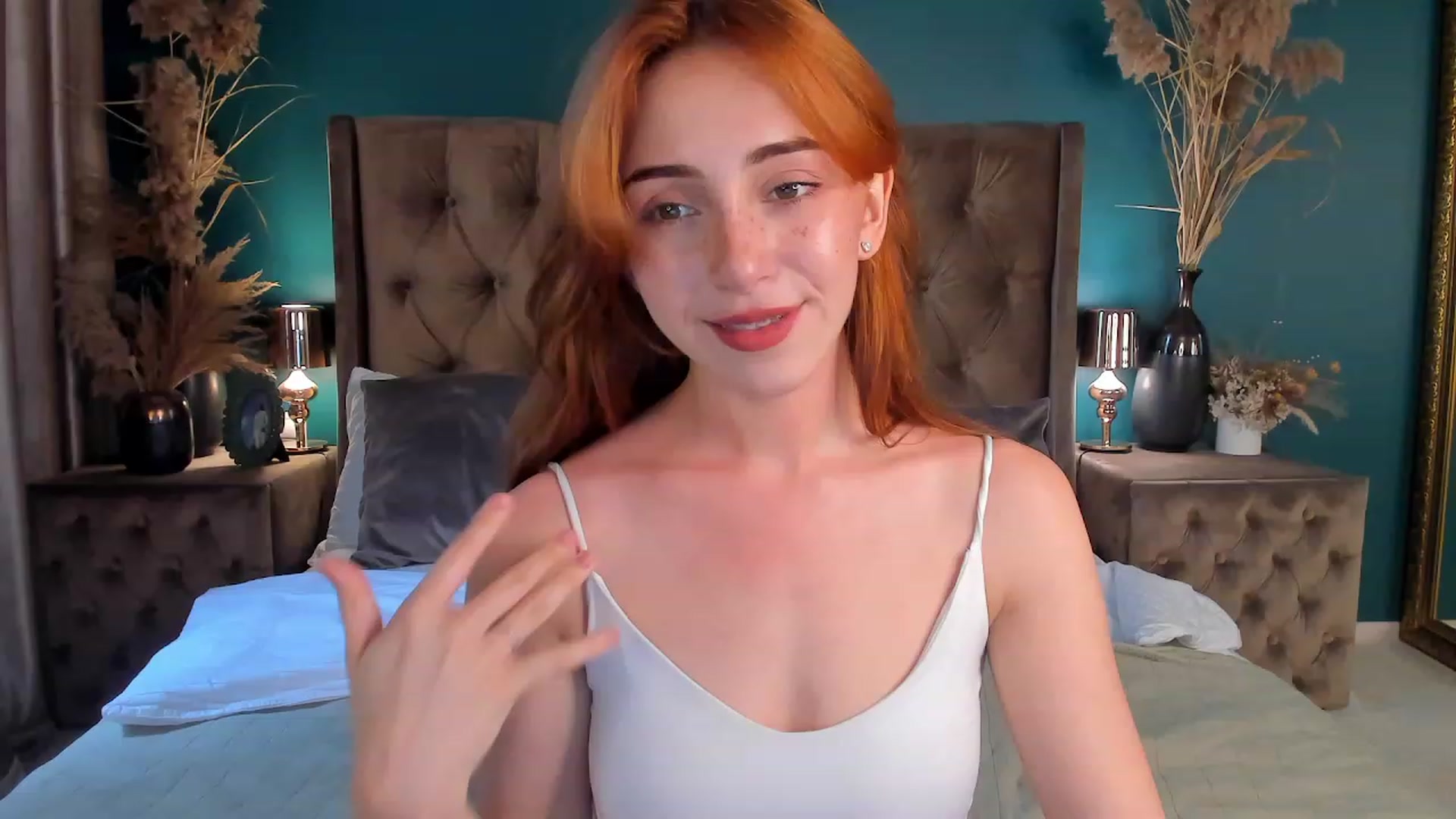 Gallery image thumbnail from ElsaYoung's myfreecams stream on, 06/25/2023, 14:57 image 4 of 20