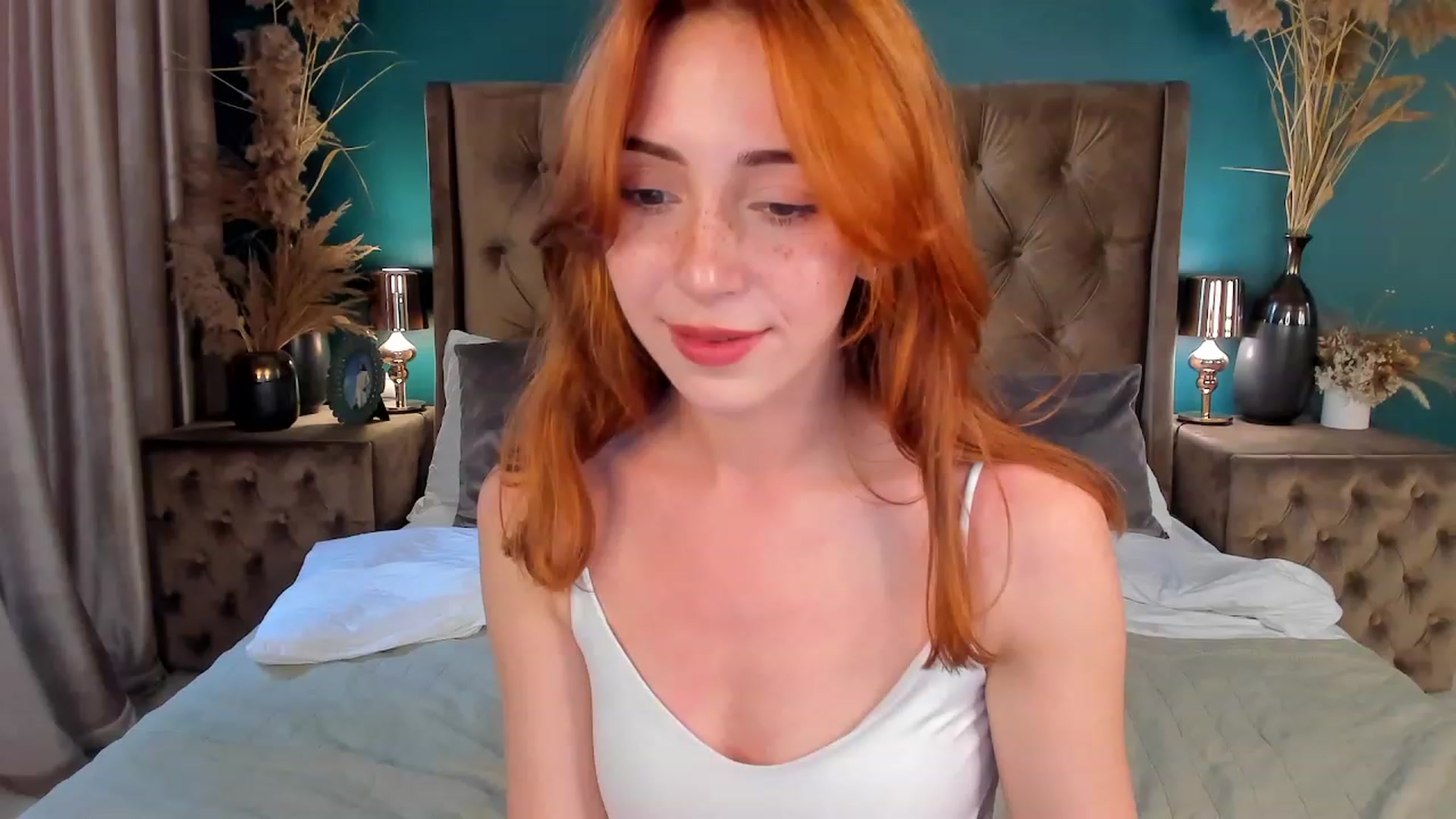 Gallery image thumbnail from ElsaYoung's myfreecams stream on, 06/25/2023, 14:57 image 13 of 20