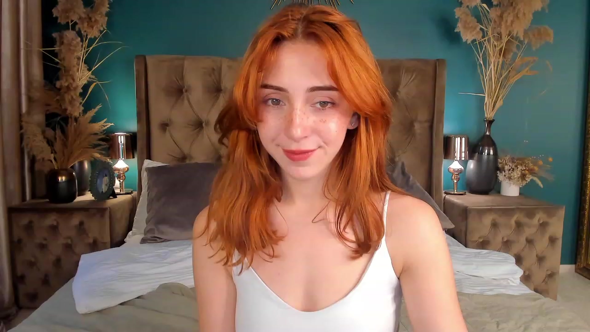Gallery image thumbnail from ElsaYoung's myfreecams stream on, 06/25/2023, 16:29 image 14 of 20