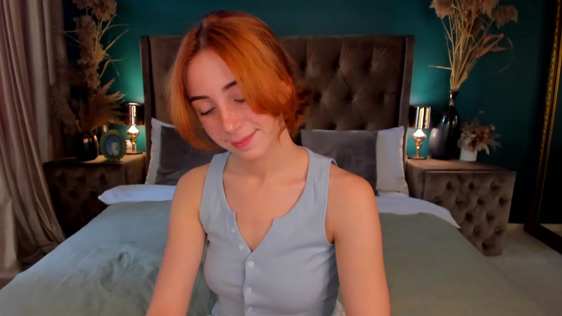 Gallery image thumbnail from ElsaYoung's myfreecams stream on, 06/29/2023, 12:29 image 6 of 20