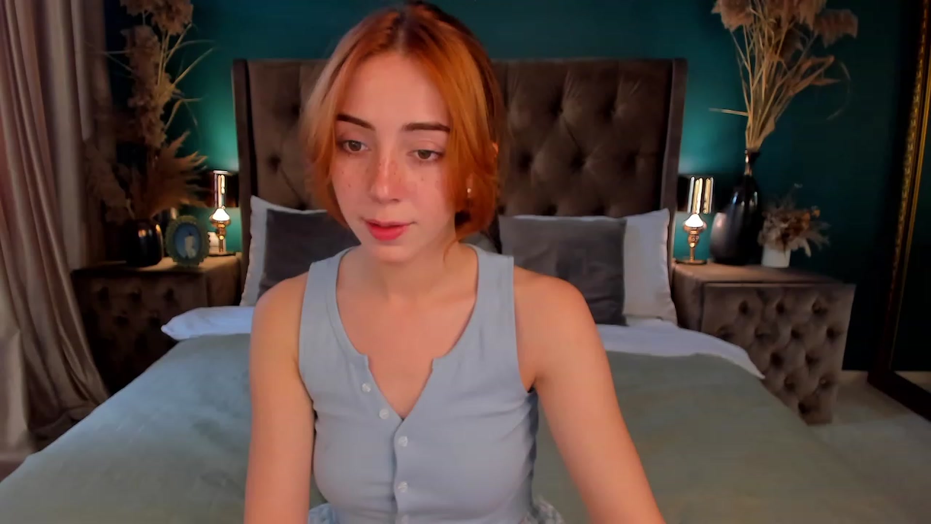 Gallery image thumbnail from ElsaYoung's myfreecams stream on, 06/29/2023, 12:29 image 10 of 20