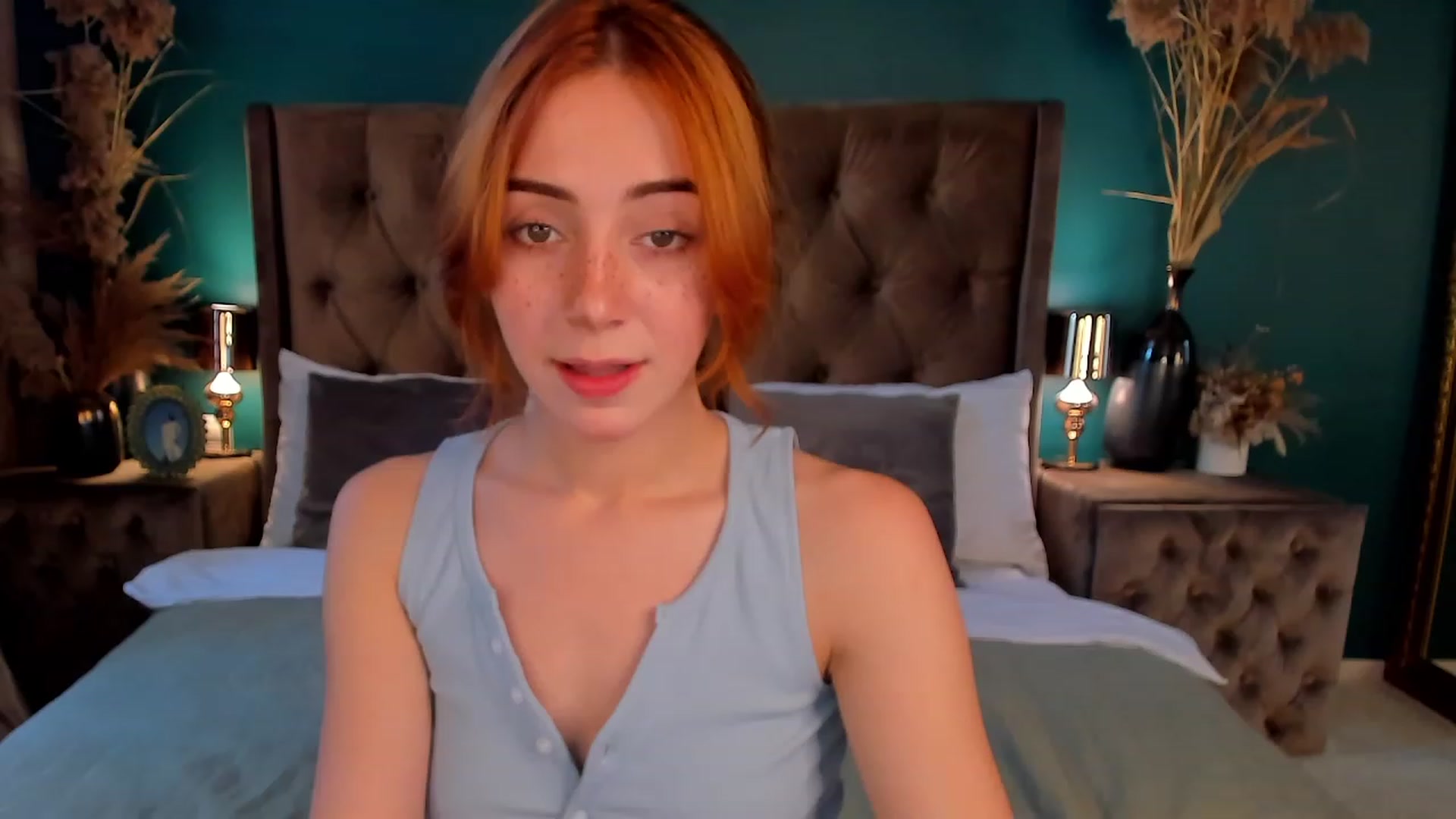 Gallery image thumbnail from ElsaYoung's myfreecams stream on, 06/29/2023, 13:27 image 4 of 20