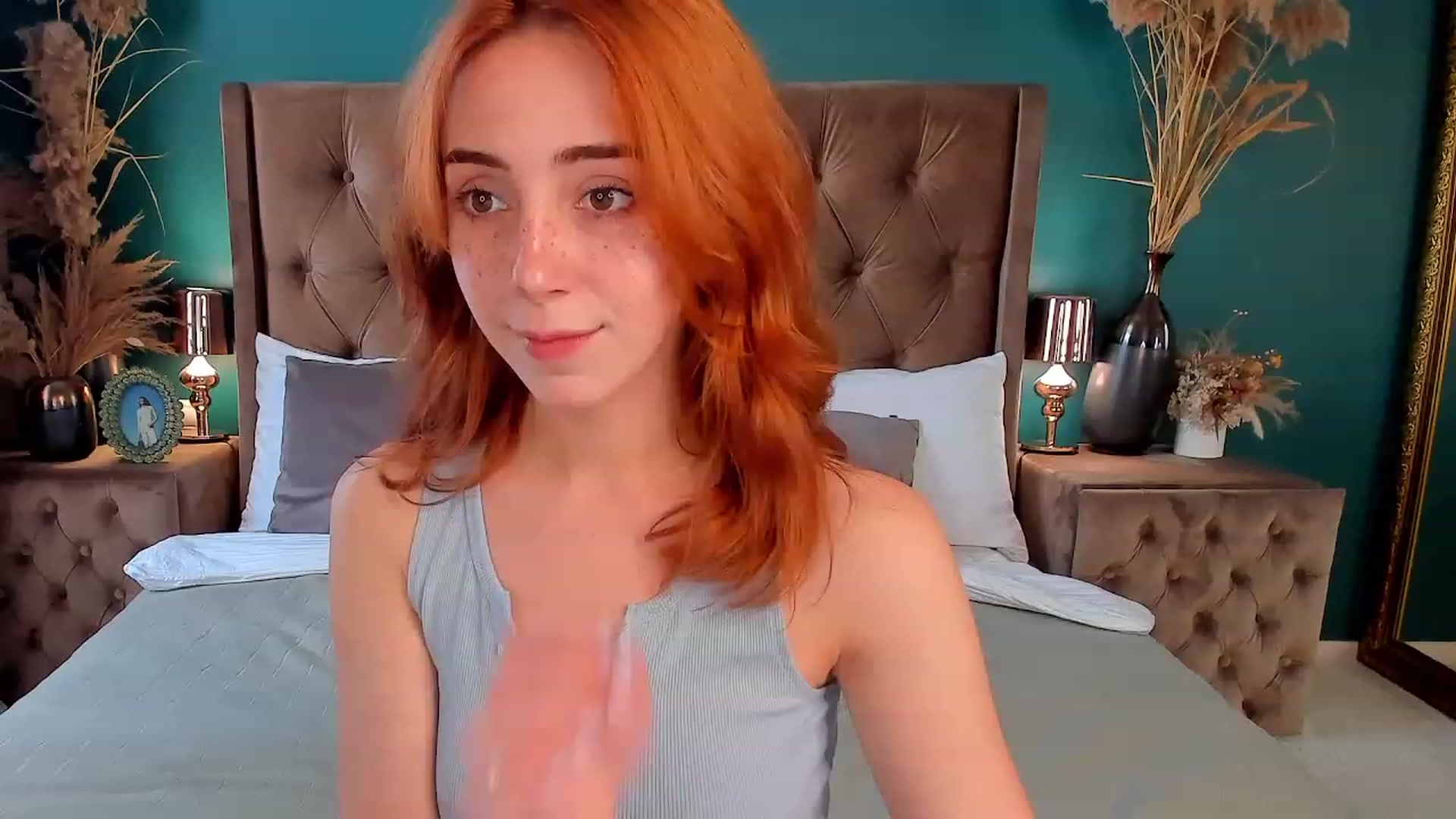 Gallery image thumbnail from ElsaYoung's myfreecams stream on, 06/29/2023, 13:27 image 18 of 20