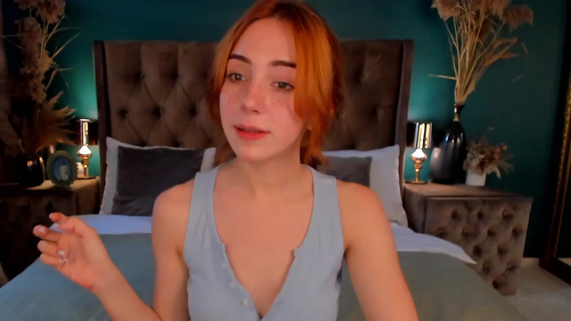 Gallery image thumbnail from ElsaYoung's myfreecams stream on, 06/29/2023, 13:27 image 7 of 20