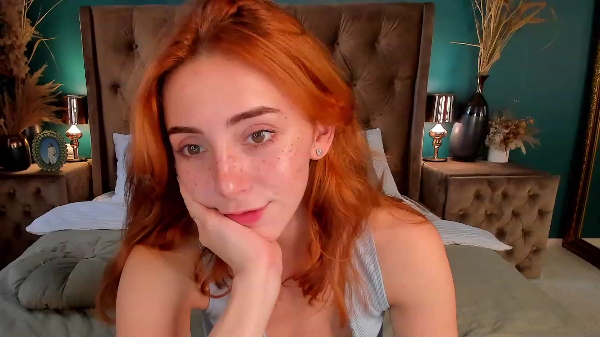 Gallery image thumbnail from ElsaYoung's myfreecams stream on, 06/29/2023, 15:07 image 10 of 20