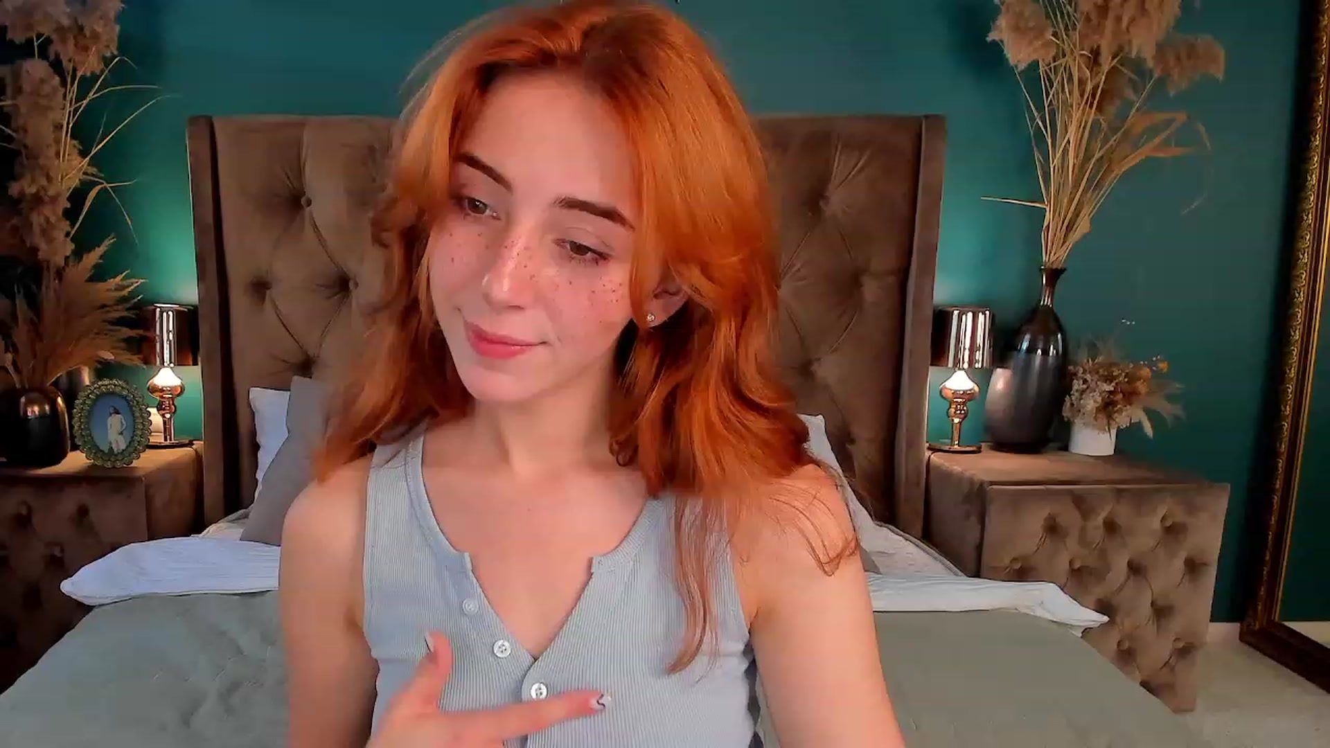 Gallery image thumbnail from ElsaYoung's myfreecams stream on, 06/29/2023, 17:03 image 4 of 20