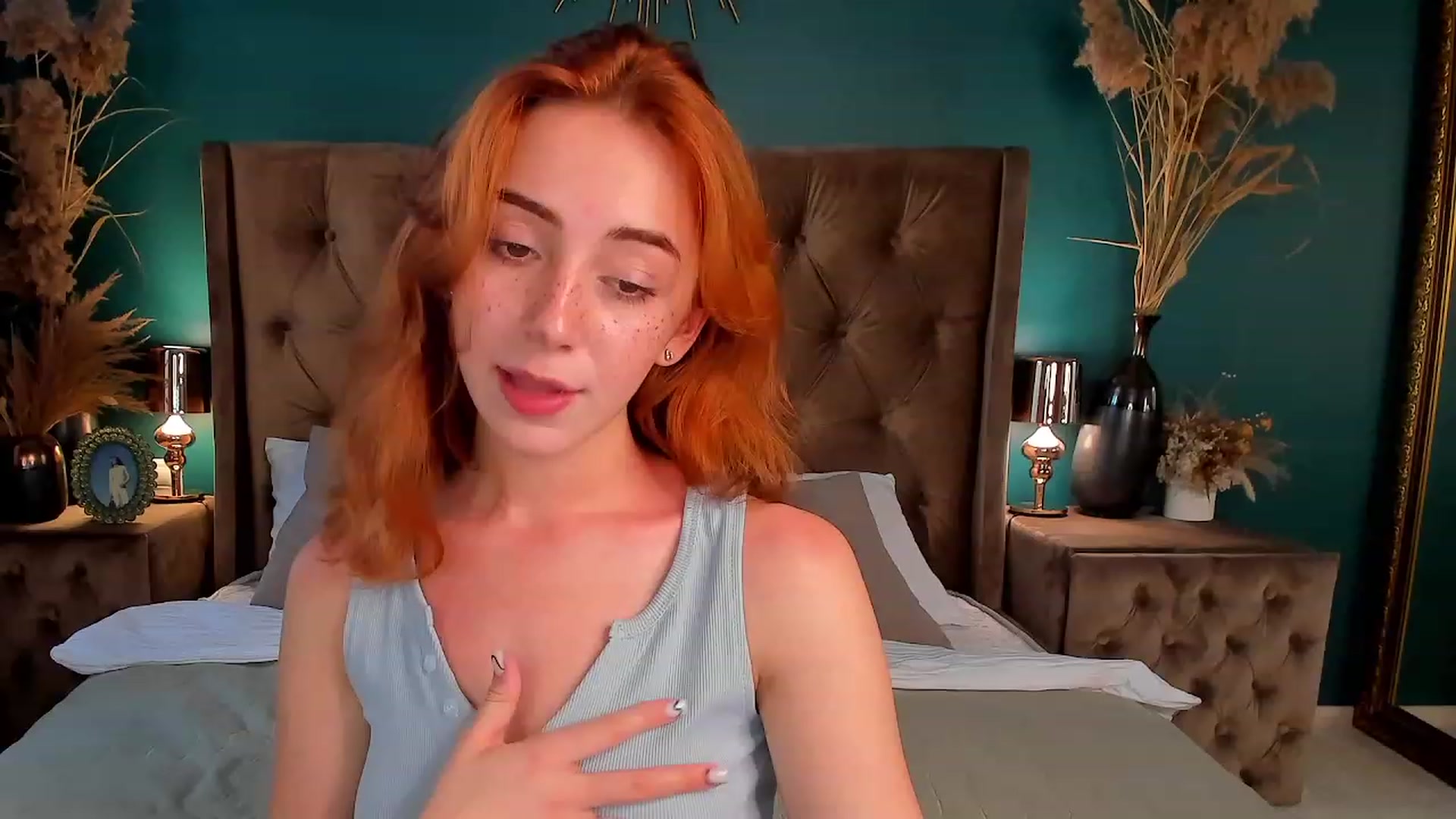 Gallery image thumbnail from ElsaYoung's myfreecams stream on, 06/29/2023, 17:03 image 17 of 20