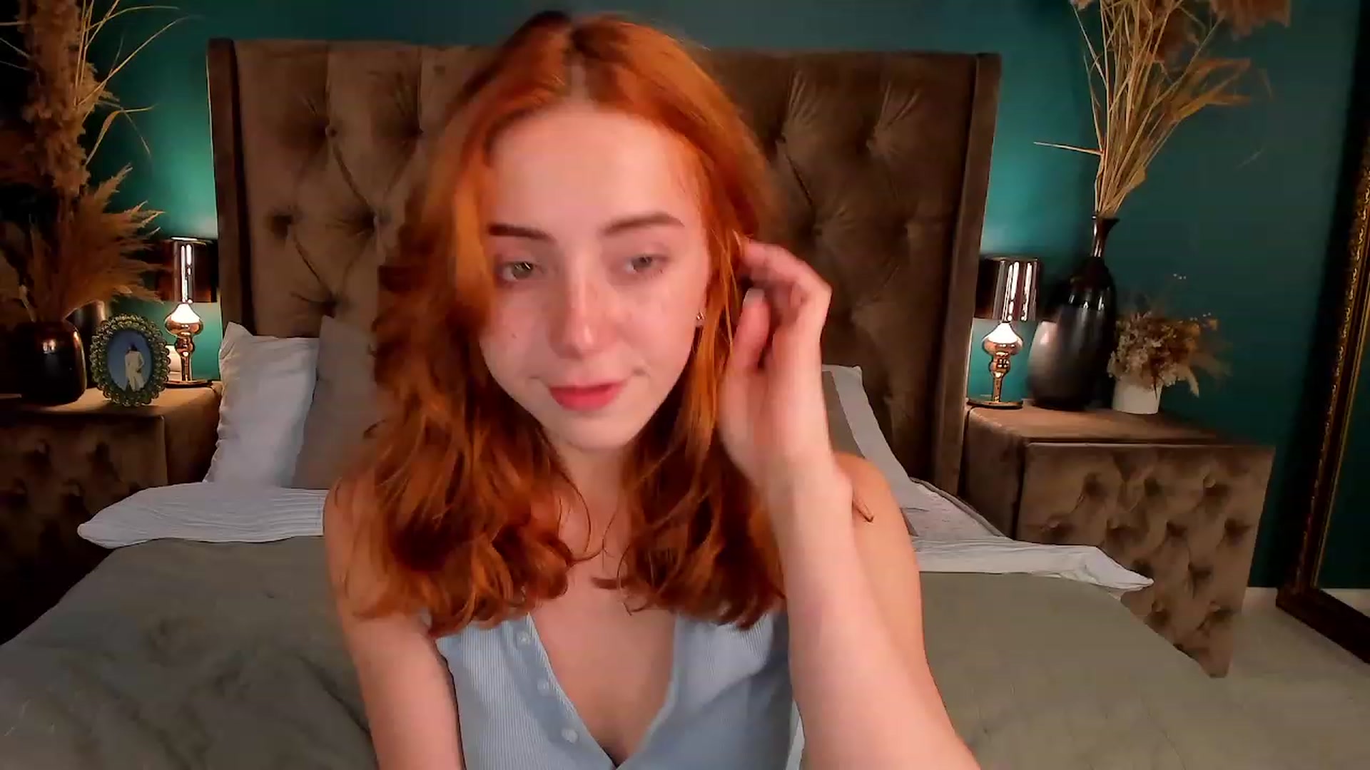 Gallery image thumbnail from ElsaYoung's myfreecams stream on, 06/29/2023, 17:38 image 13 of 20