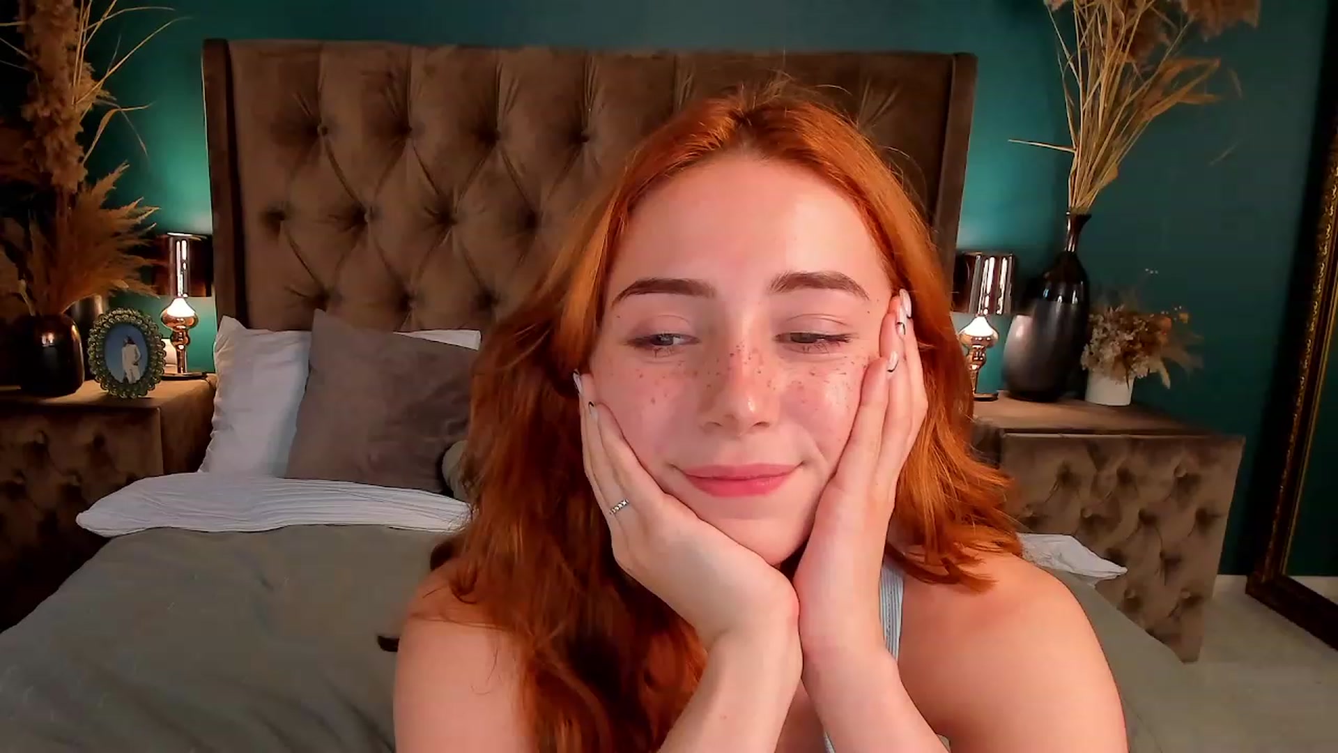 Gallery image thumbnail from ElsaYoung's myfreecams stream on, 06/29/2023, 17:38 image 8 of 20