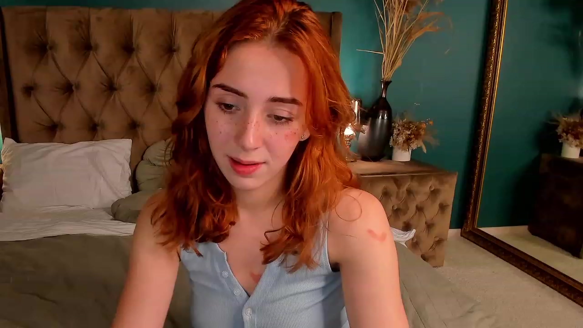 Gallery image thumbnail from ElsaYoung's myfreecams stream on, 06/29/2023, 19:08 image 18 of 20
