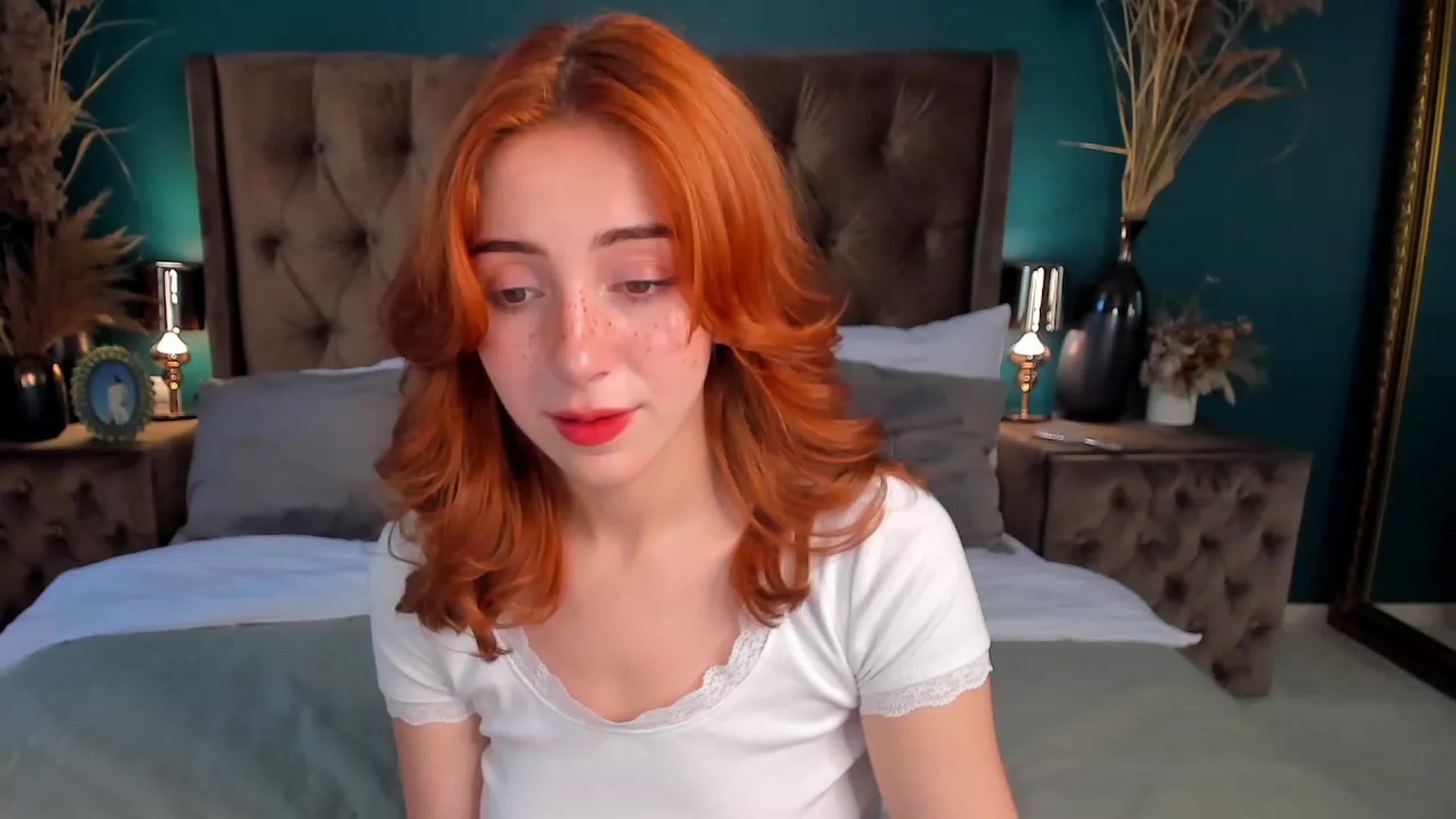 Gallery image thumbnail from ElsaYoung's myfreecams stream on, 06/30/2023, 05:23 image 14 of 20