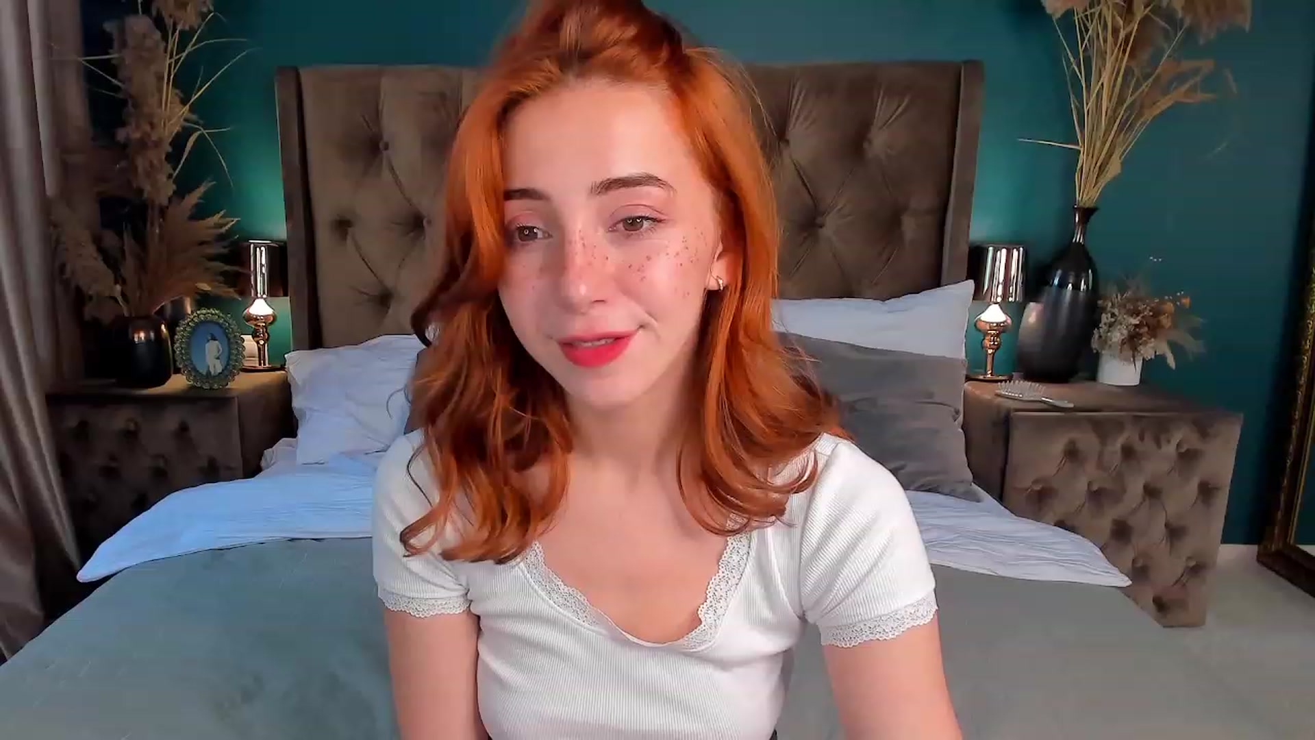 Gallery image thumbnail from ElsaYoung's myfreecams stream on, 06/30/2023, 07:59 image 17 of 20