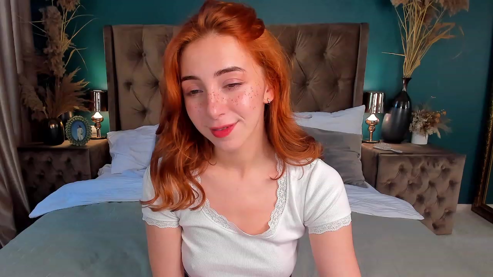 Gallery image thumbnail from ElsaYoung's myfreecams stream on, 06/30/2023, 07:59 image 14 of 20