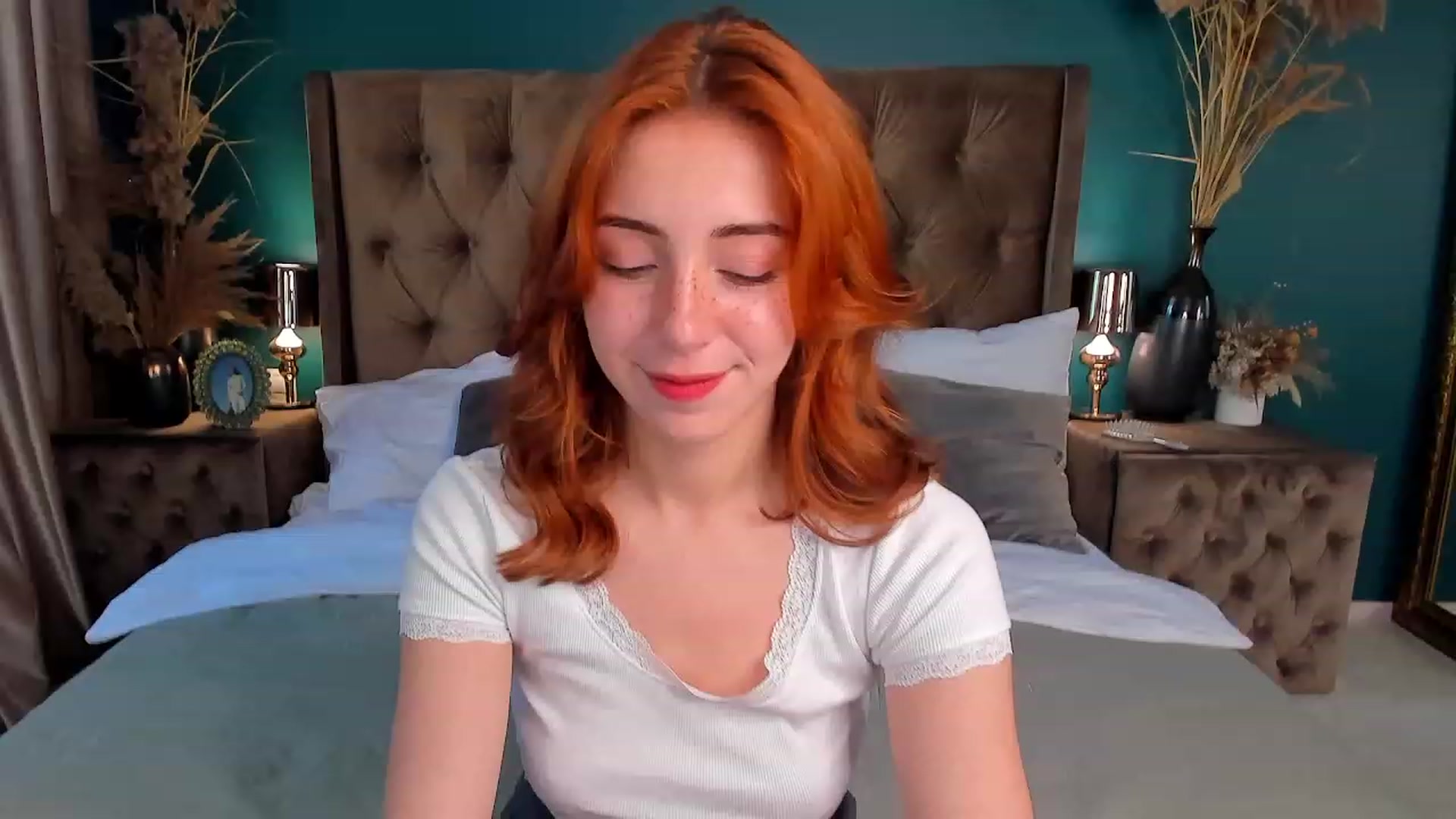 Gallery image thumbnail from ElsaYoung's myfreecams stream on, 06/30/2023, 07:59 image 15 of 20