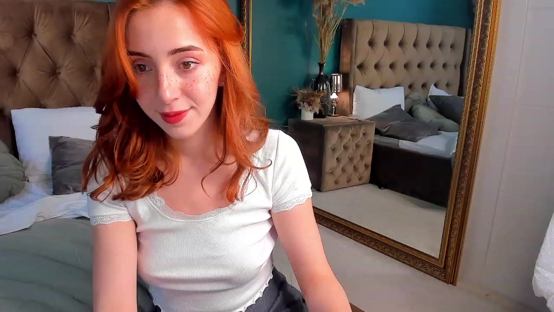 Gallery image thumbnail from ElsaYoung's myfreecams stream on, 06/30/2023, 08:35 image 19 of 20