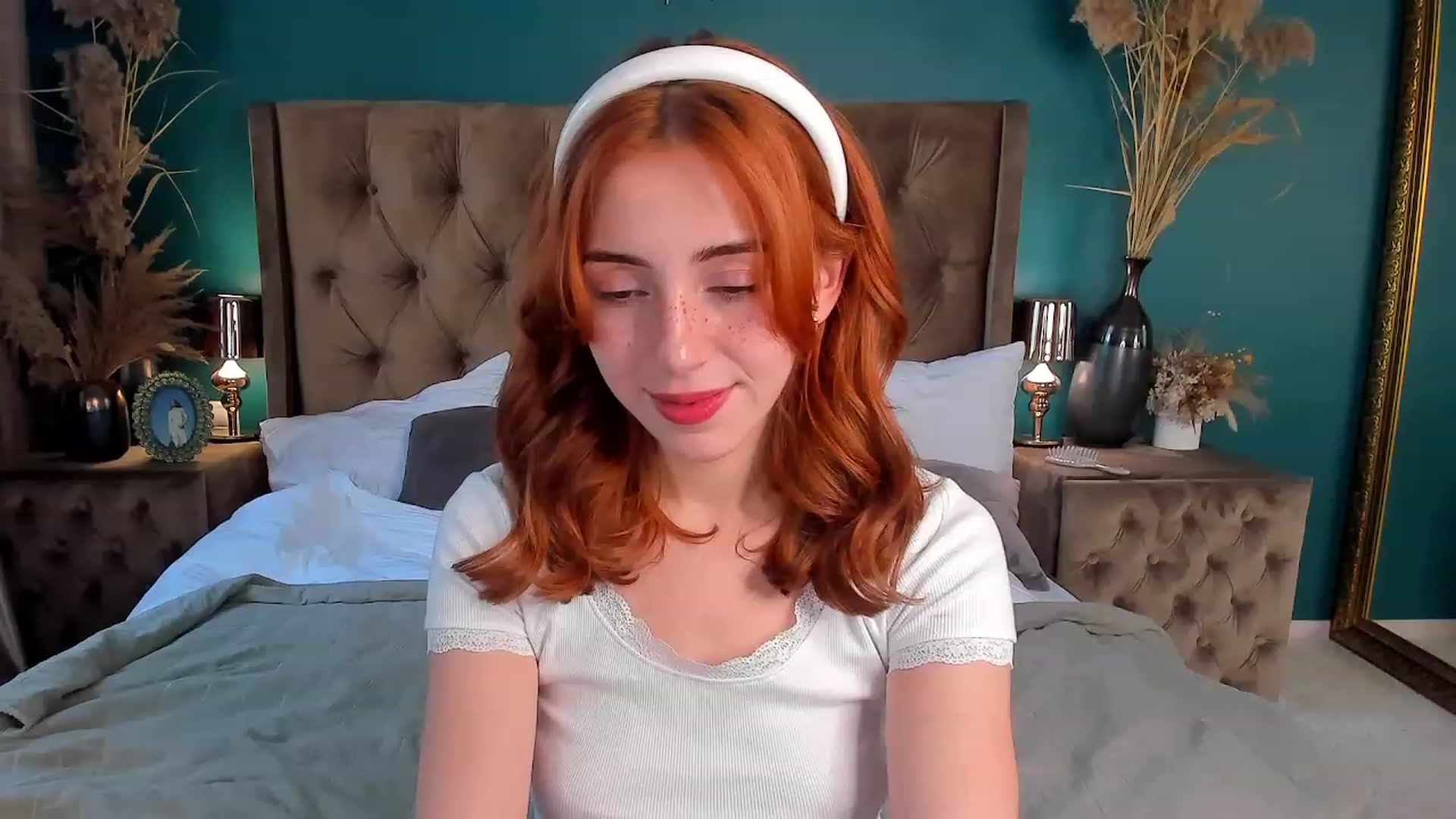 Gallery image thumbnail from ElsaYoung's myfreecams stream on, 06/30/2023, 09:31 image 6 of 20