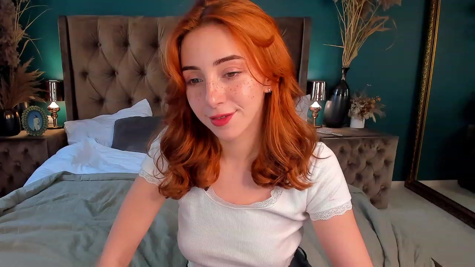Gallery image thumbnail from ElsaYoung's myfreecams stream on, 06/30/2023, 09:31 image 15 of 20