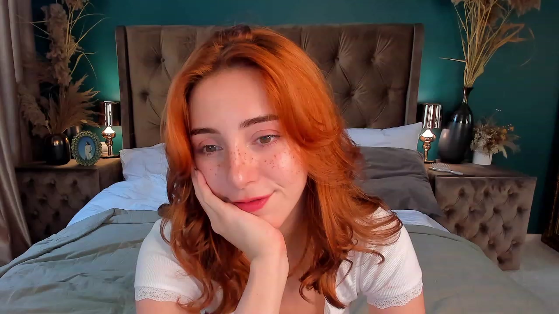 Gallery image thumbnail from ElsaYoung's myfreecams stream on, 06/30/2023, 10:31 image 7 of 20