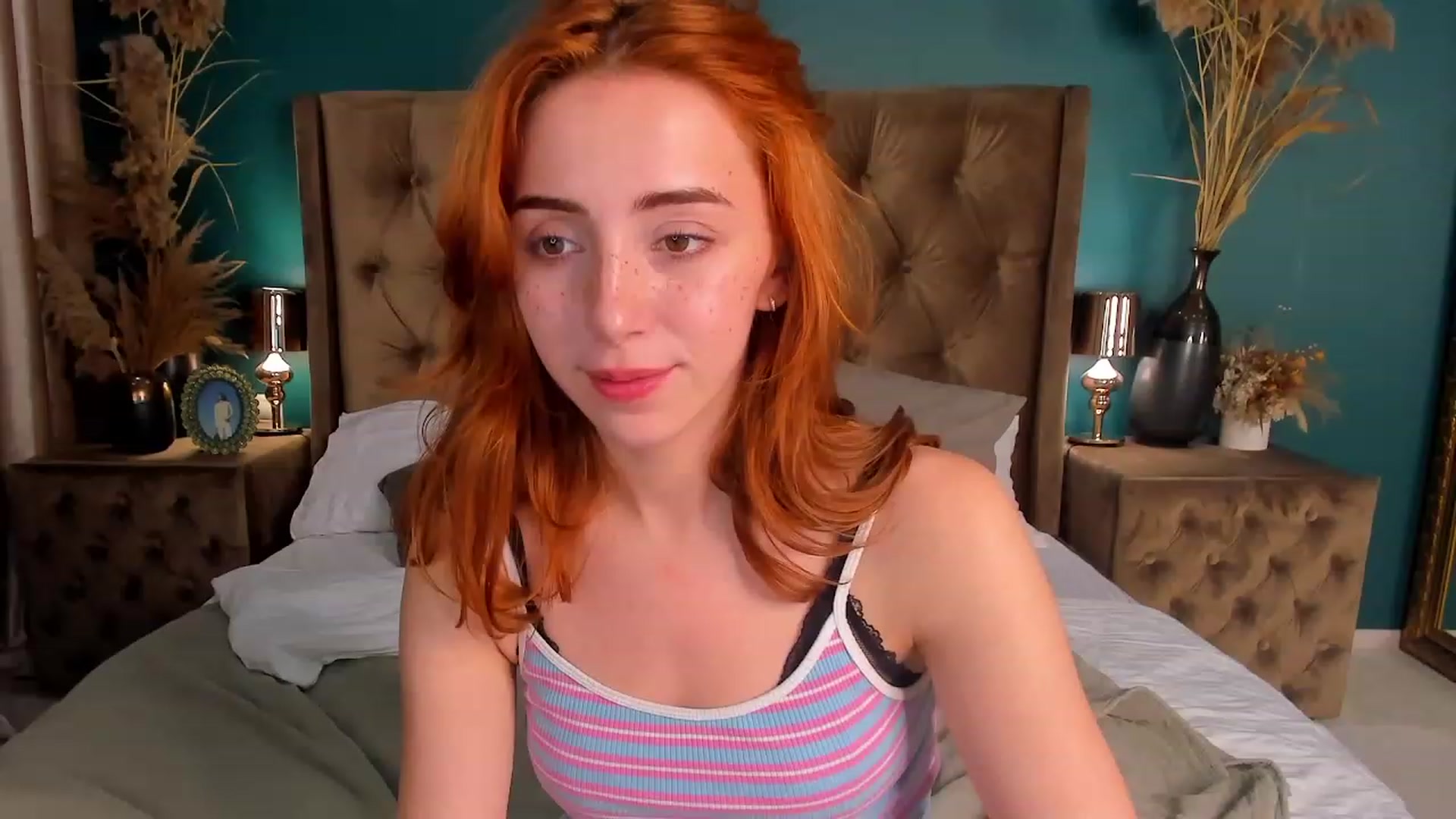 Gallery image thumbnail from ElsaYoung's myfreecams stream on, 07/02/2023, 19:12 image 8 of 20