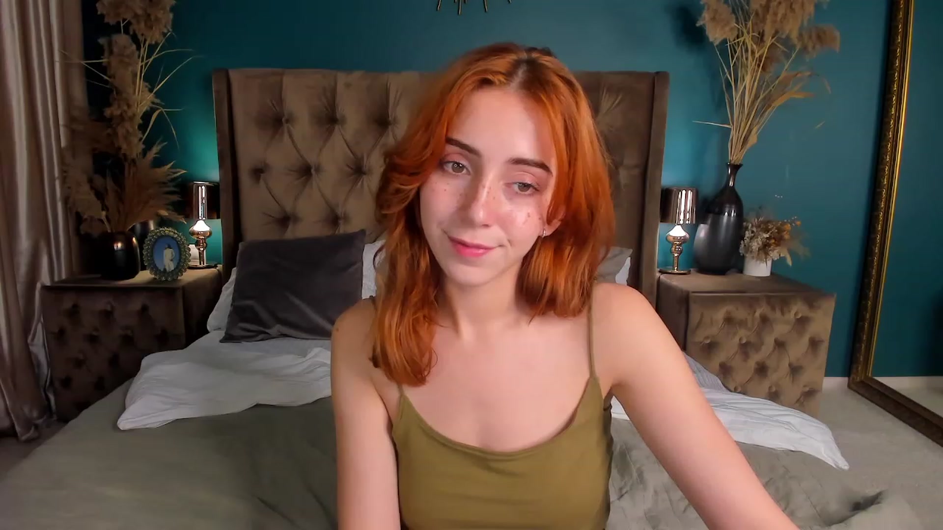 Gallery image thumbnail from ElsaYoung's myfreecams stream on, 07/04/2023, 17:54 image 19 of 20