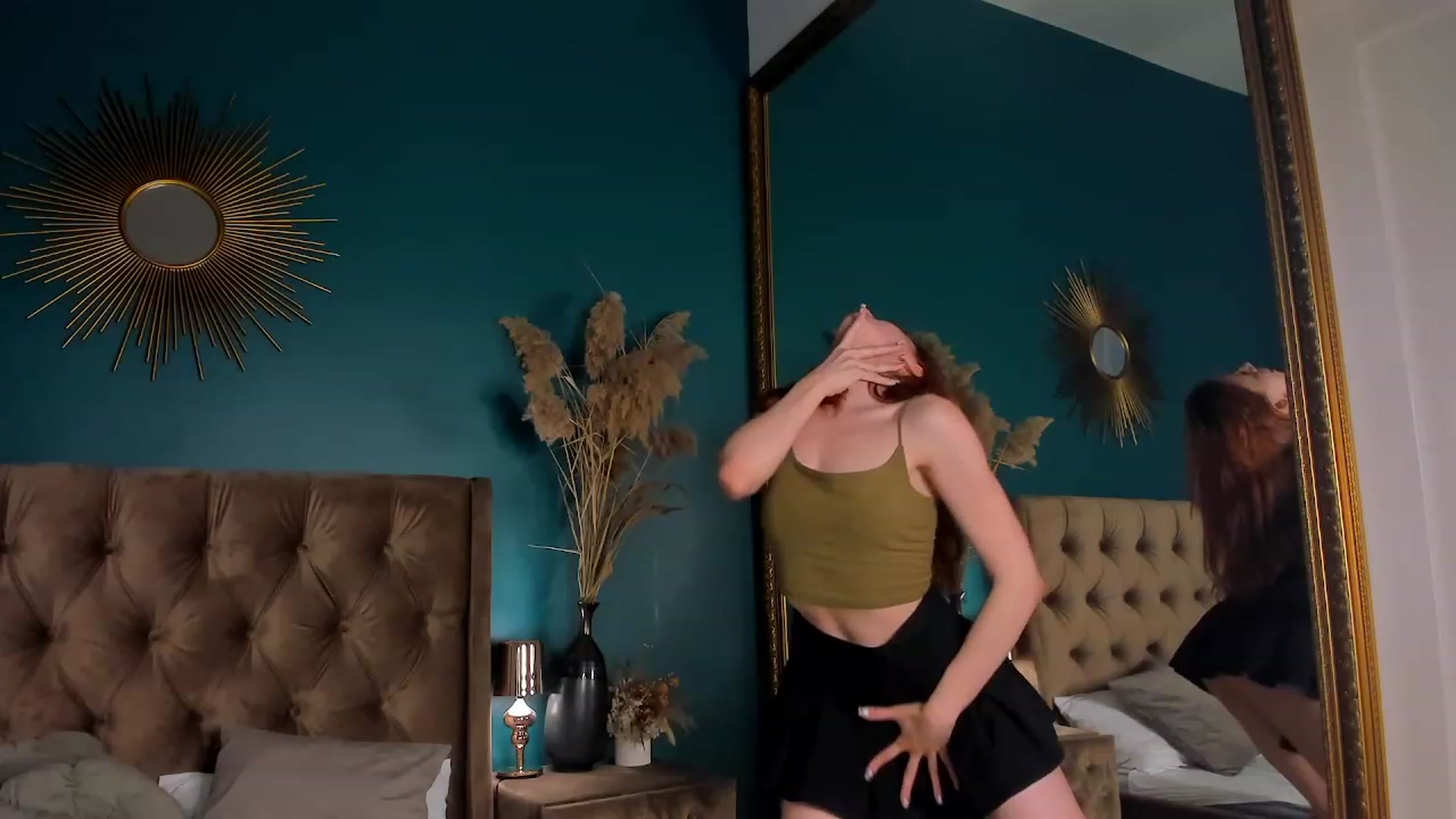 Gallery image thumbnail from ElsaYoung's myfreecams stream on, 07/04/2023, 17:54 image 20 of 20