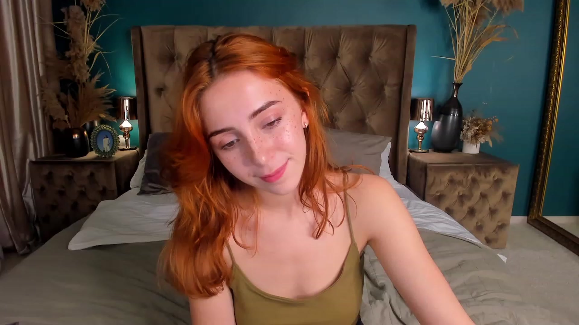 Gallery image thumbnail from ElsaYoung's myfreecams stream on, 07/04/2023, 18:40 image 18 of 20