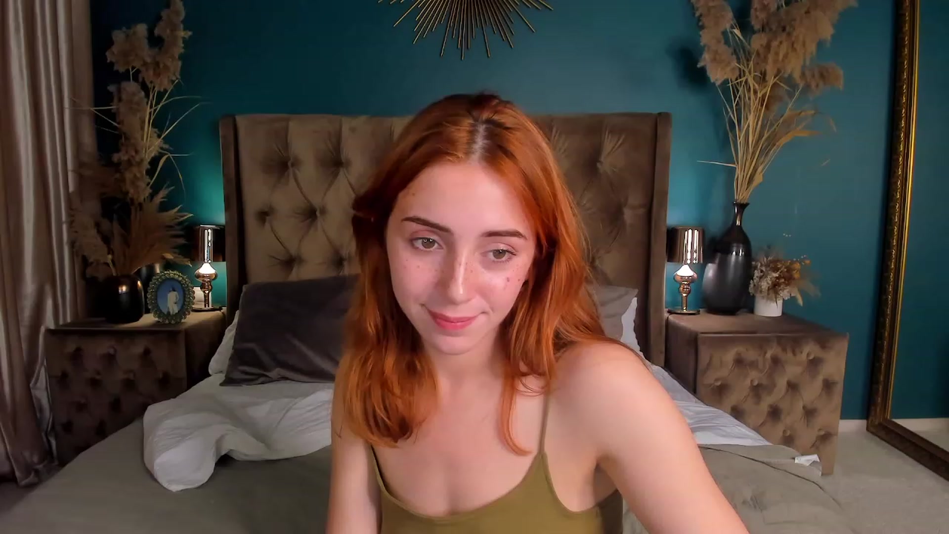Gallery image thumbnail from ElsaYoung's myfreecams stream on, 07/04/2023, 19:39 image 1 of 20