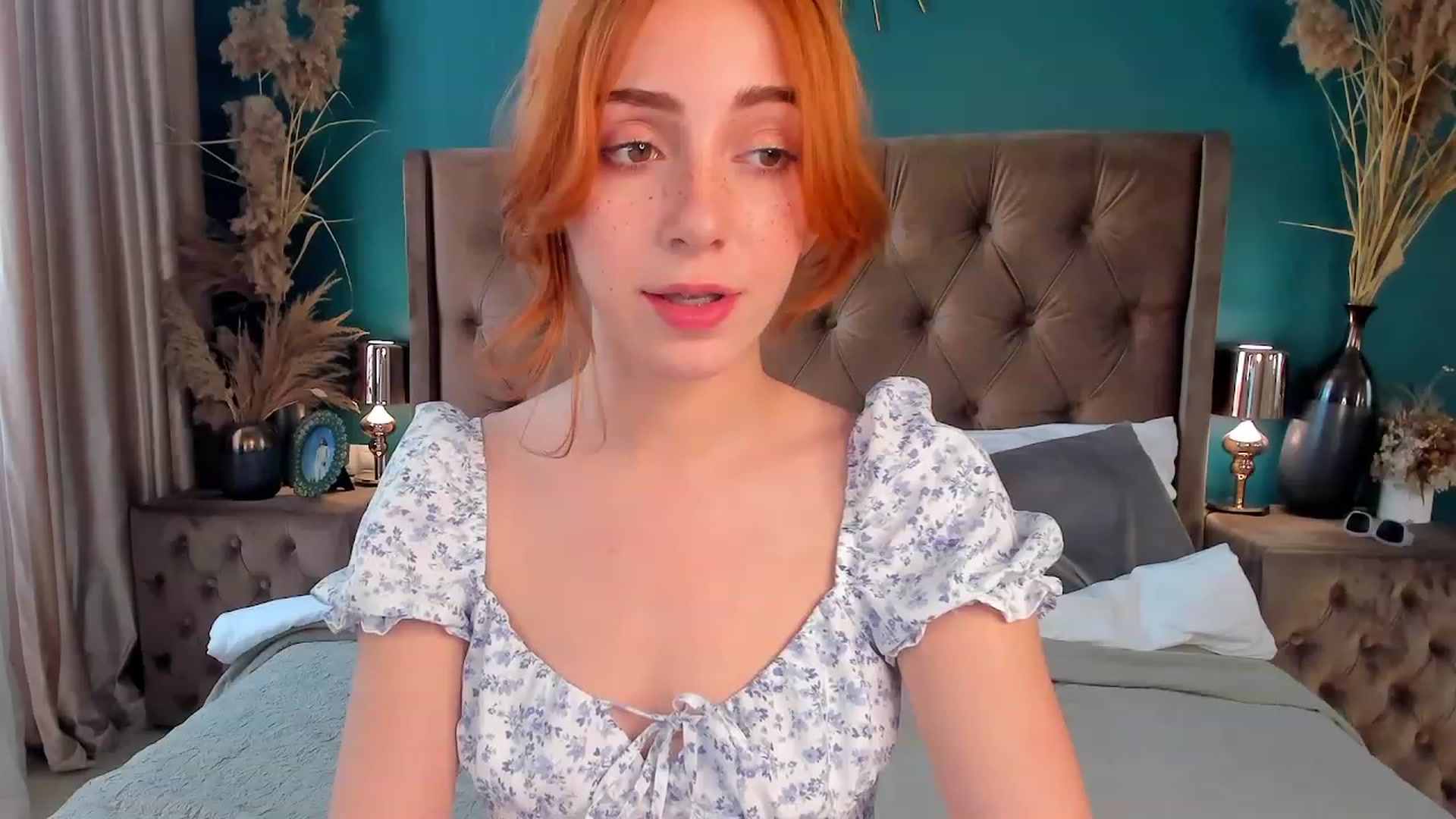 Gallery image thumbnail from ElsaYoung's myfreecams stream on, 07/06/2023, 13:18 image 18 of 20