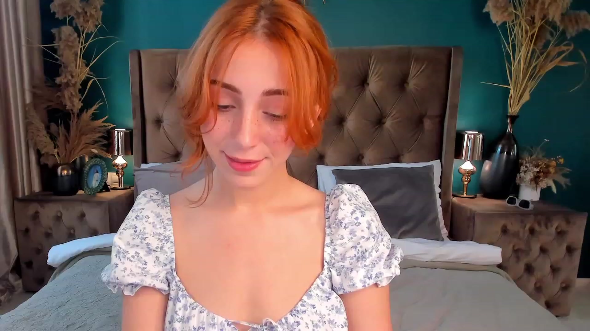 Gallery image thumbnail from ElsaYoung's myfreecams stream on, 07/06/2023, 13:18 image 8 of 20