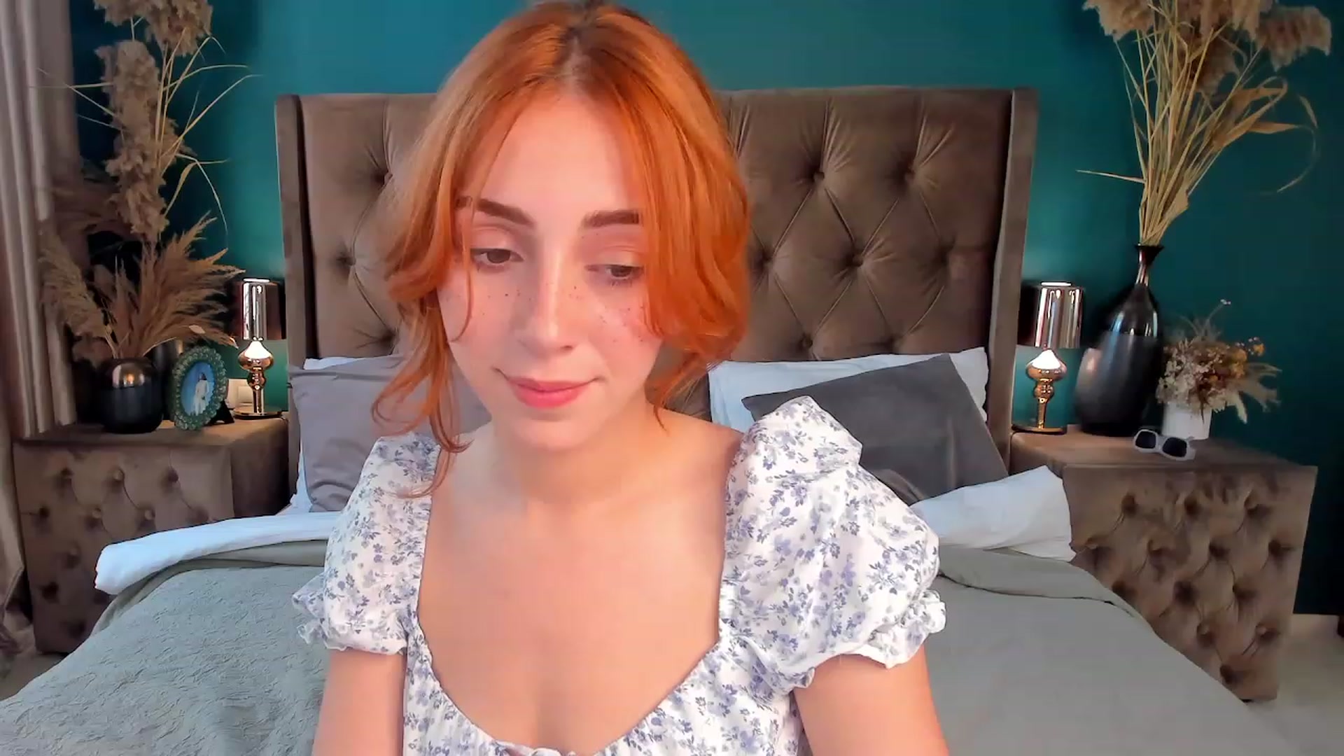 Gallery image thumbnail from ElsaYoung's myfreecams stream on, 07/06/2023, 13:18 image 15 of 20