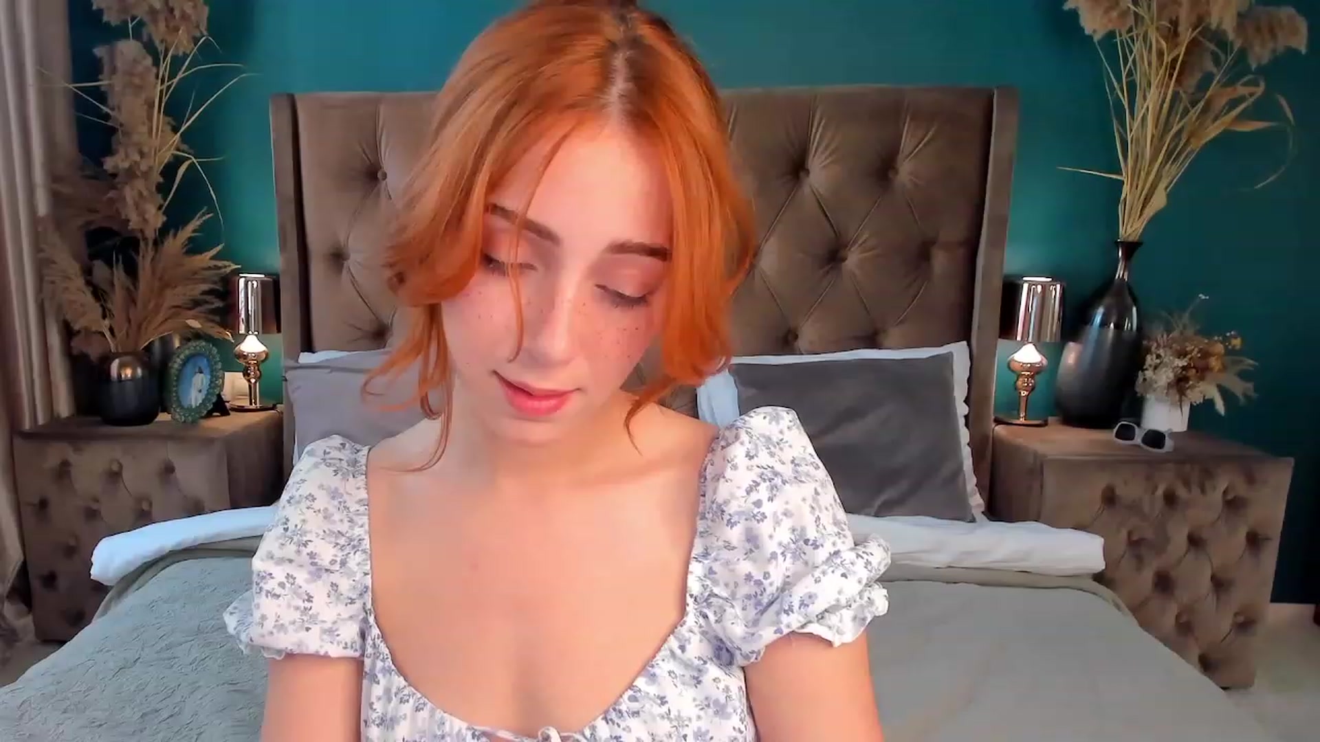 Gallery image thumbnail from ElsaYoung's myfreecams stream on, 07/06/2023, 13:18 image 13 of 20