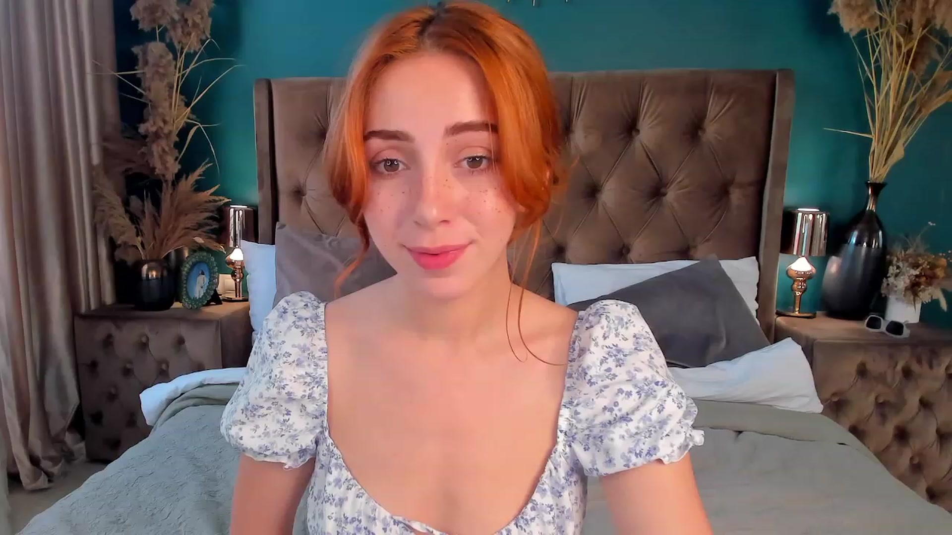 Gallery image thumbnail from ElsaYoung's myfreecams stream on, 07/06/2023, 15:37 image 2 of 20