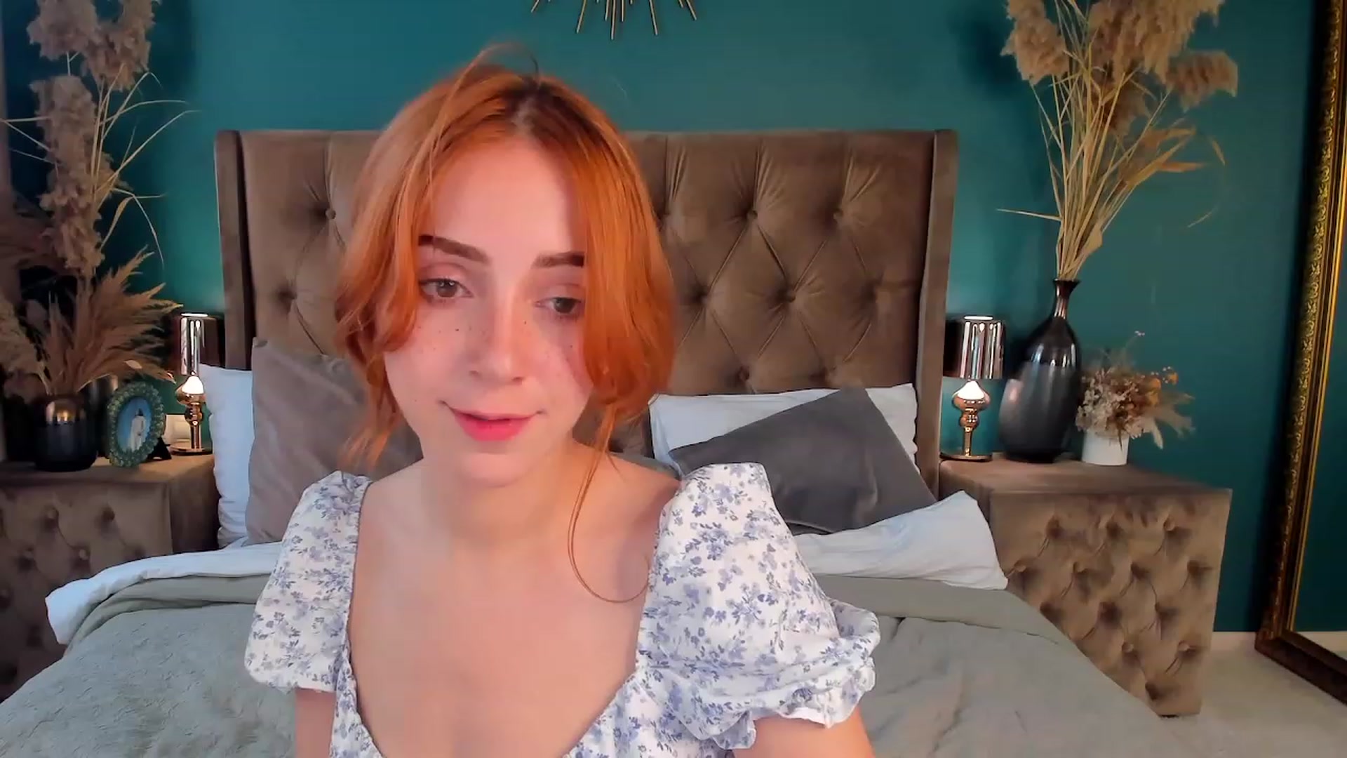 Gallery image thumbnail from ElsaYoung's myfreecams stream on, 07/06/2023, 15:37 image 14 of 20
