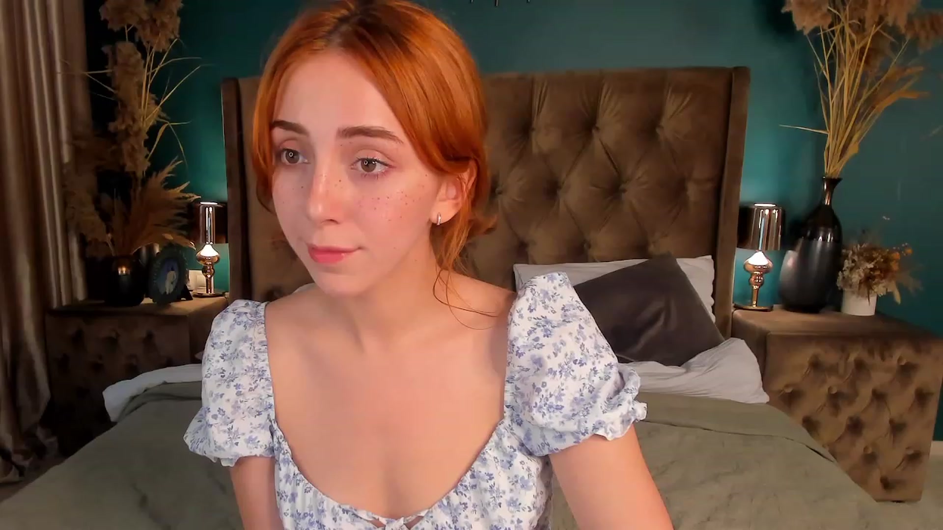 Gallery image thumbnail from ElsaYoung's myfreecams stream on, 07/06/2023, 17:08 image 15 of 20