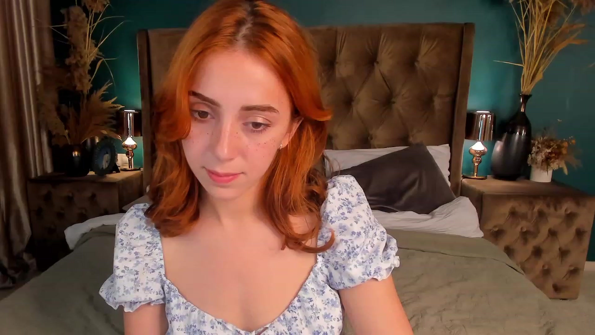 Gallery image thumbnail from ElsaYoung's myfreecams stream on, 07/06/2023, 19:29 image 1 of 20
