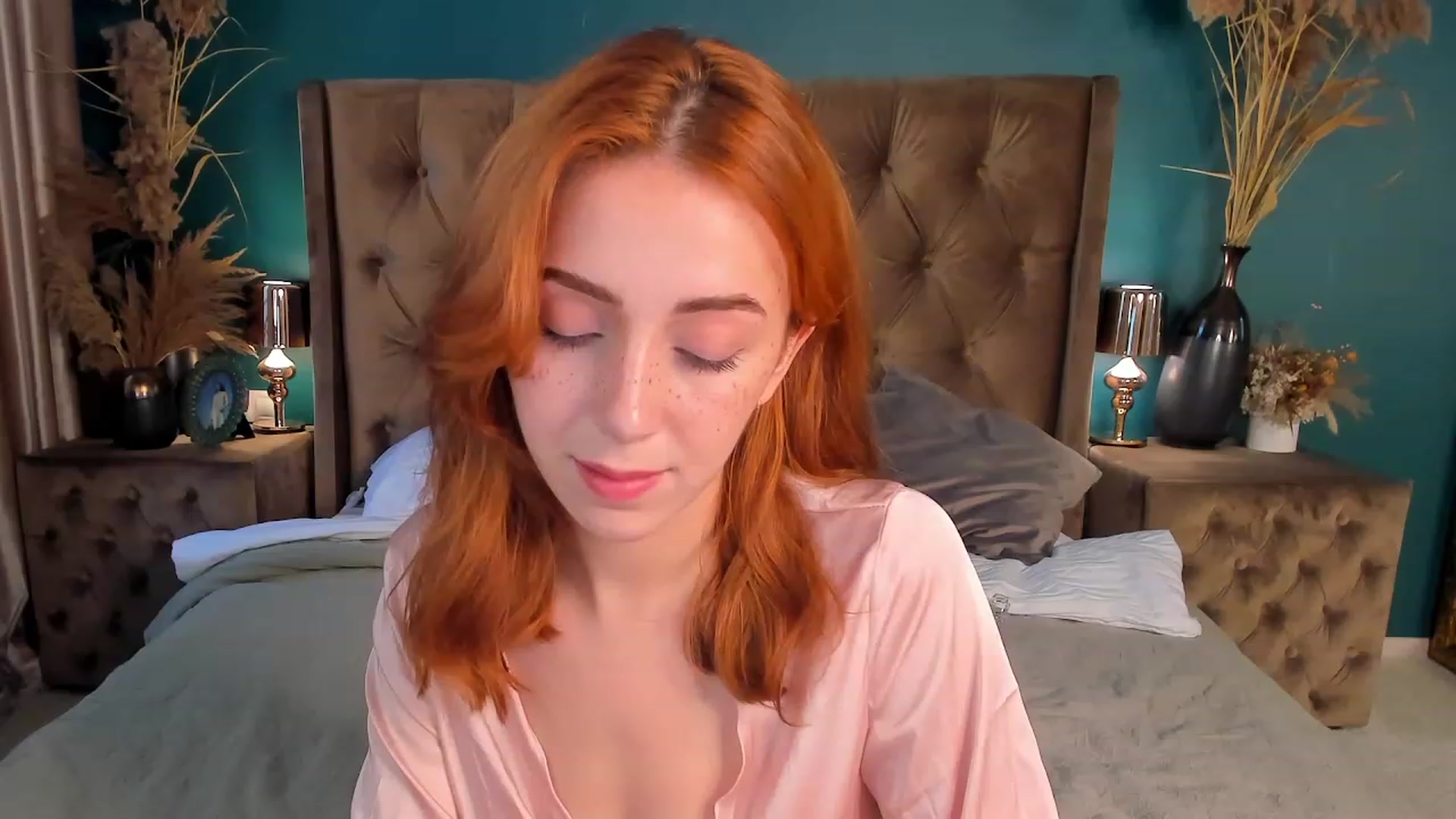 Gallery image thumbnail from ElsaYoung's myfreecams stream on, 07/07/2023, 08:56 image 7 of 20