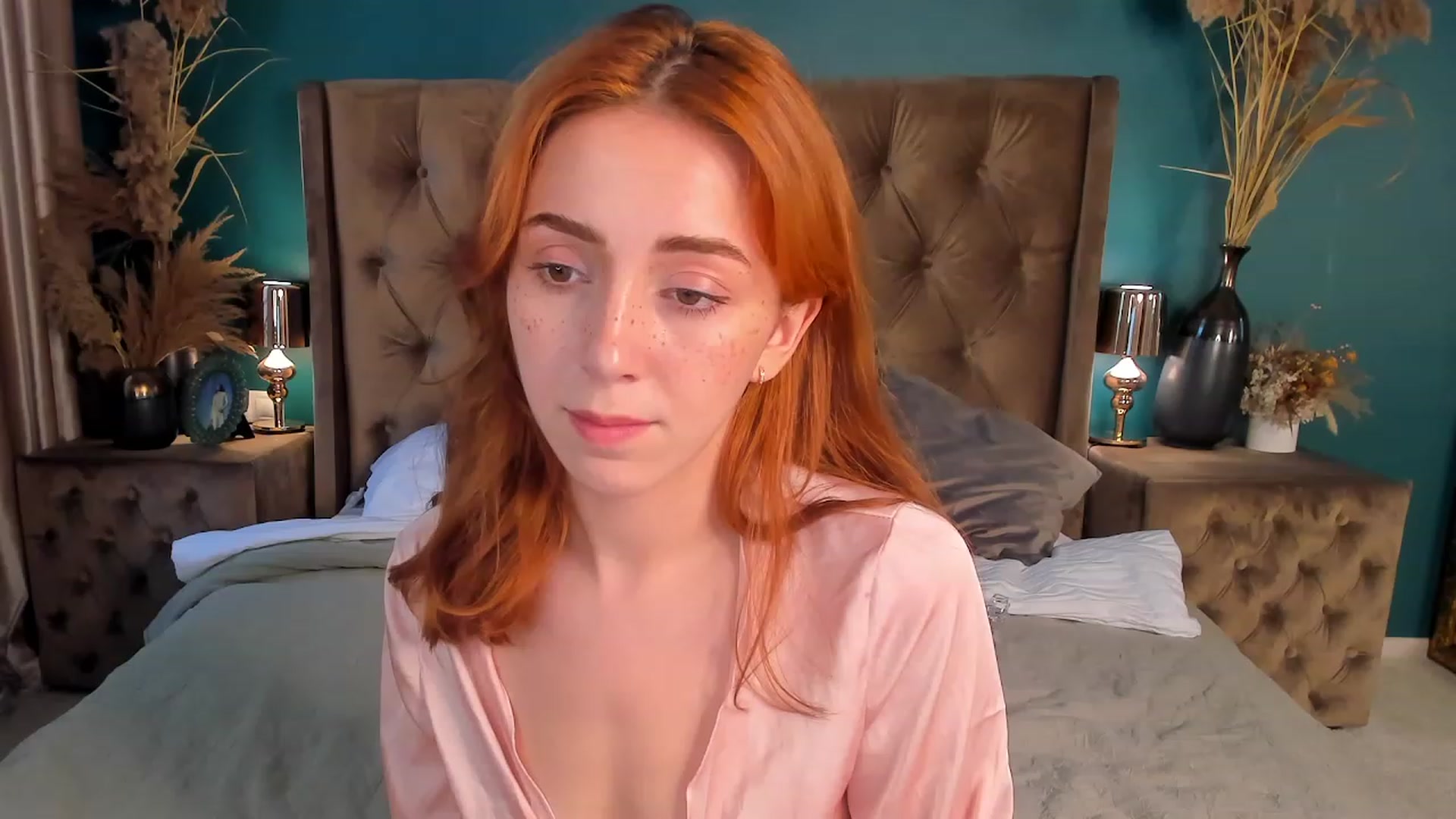 Gallery image thumbnail from ElsaYoung's myfreecams stream on, 07/07/2023, 08:56 image 14 of 20
