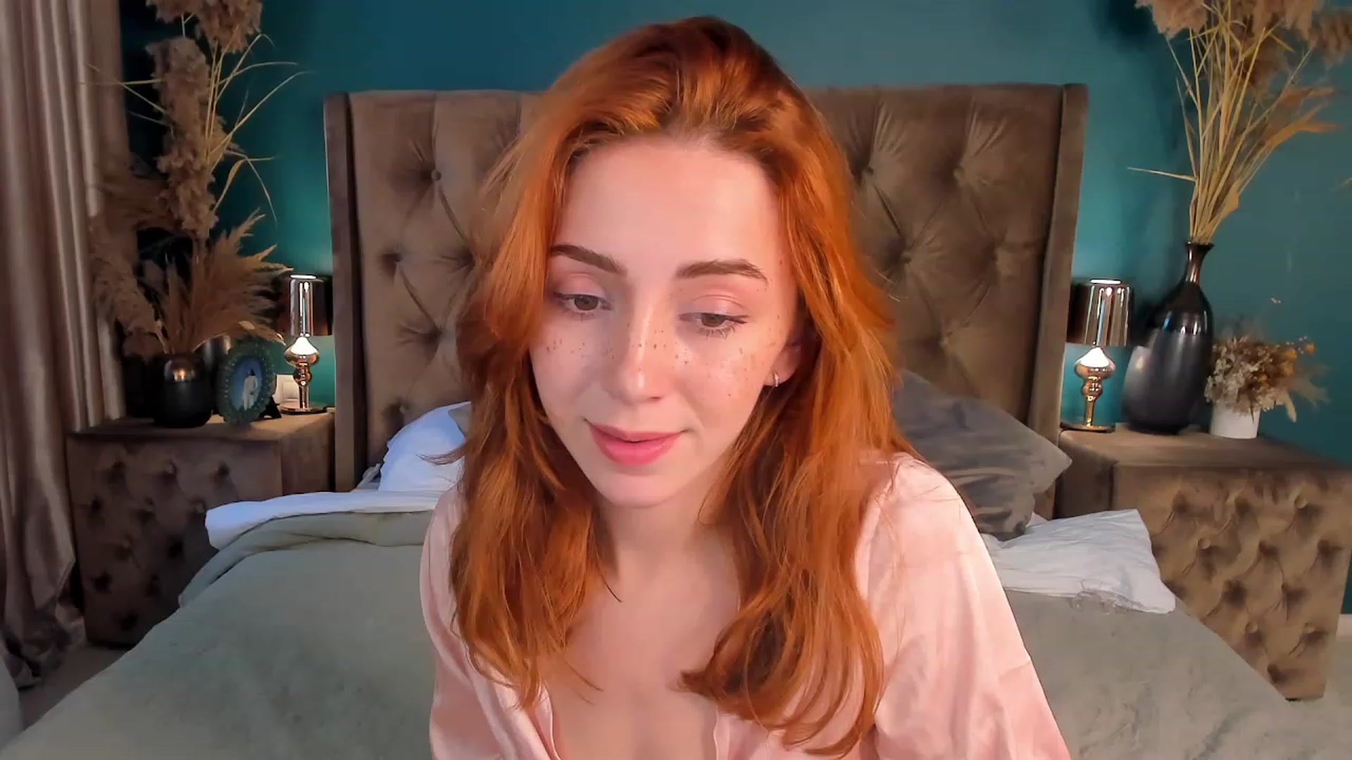 Gallery image thumbnail from ElsaYoung's myfreecams stream on, 07/07/2023, 09:25 image 18 of 20