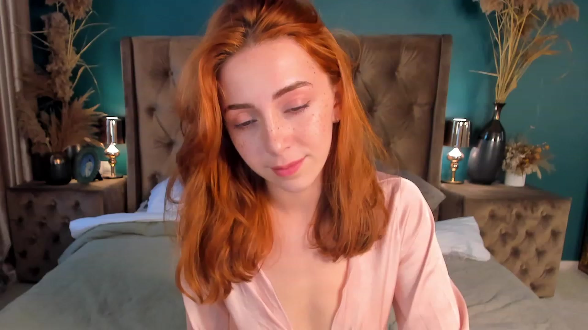 Gallery image thumbnail from ElsaYoung's myfreecams stream on, 07/07/2023, 09:25 image 12 of 20