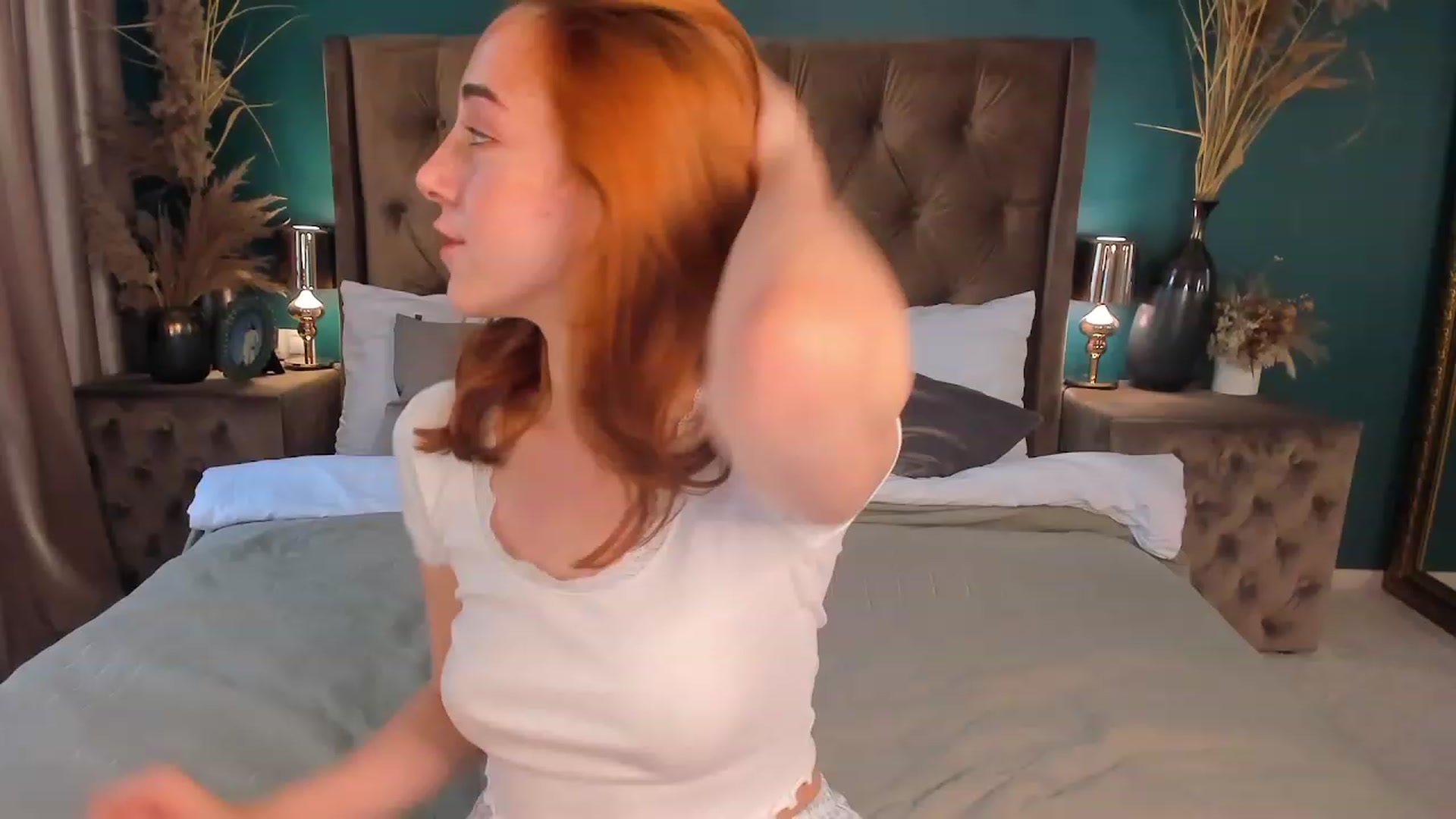 Gallery image thumbnail from ElsaYoung's myfreecams stream on, 07/08/2023, 13:19 image 15 of 20