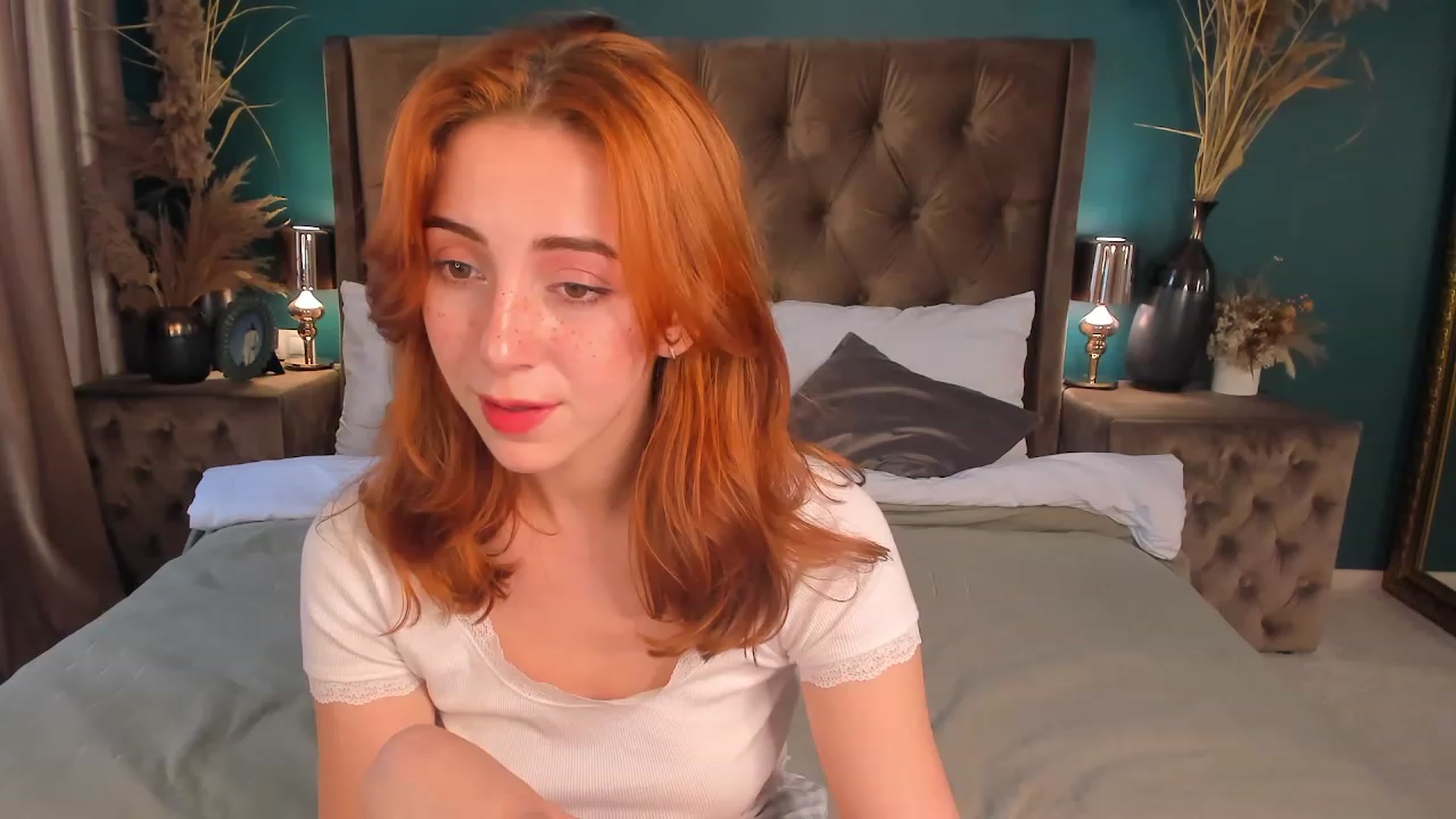 Gallery image thumbnail from ElsaYoung's myfreecams stream on, 07/08/2023, 13:19 image 17 of 20