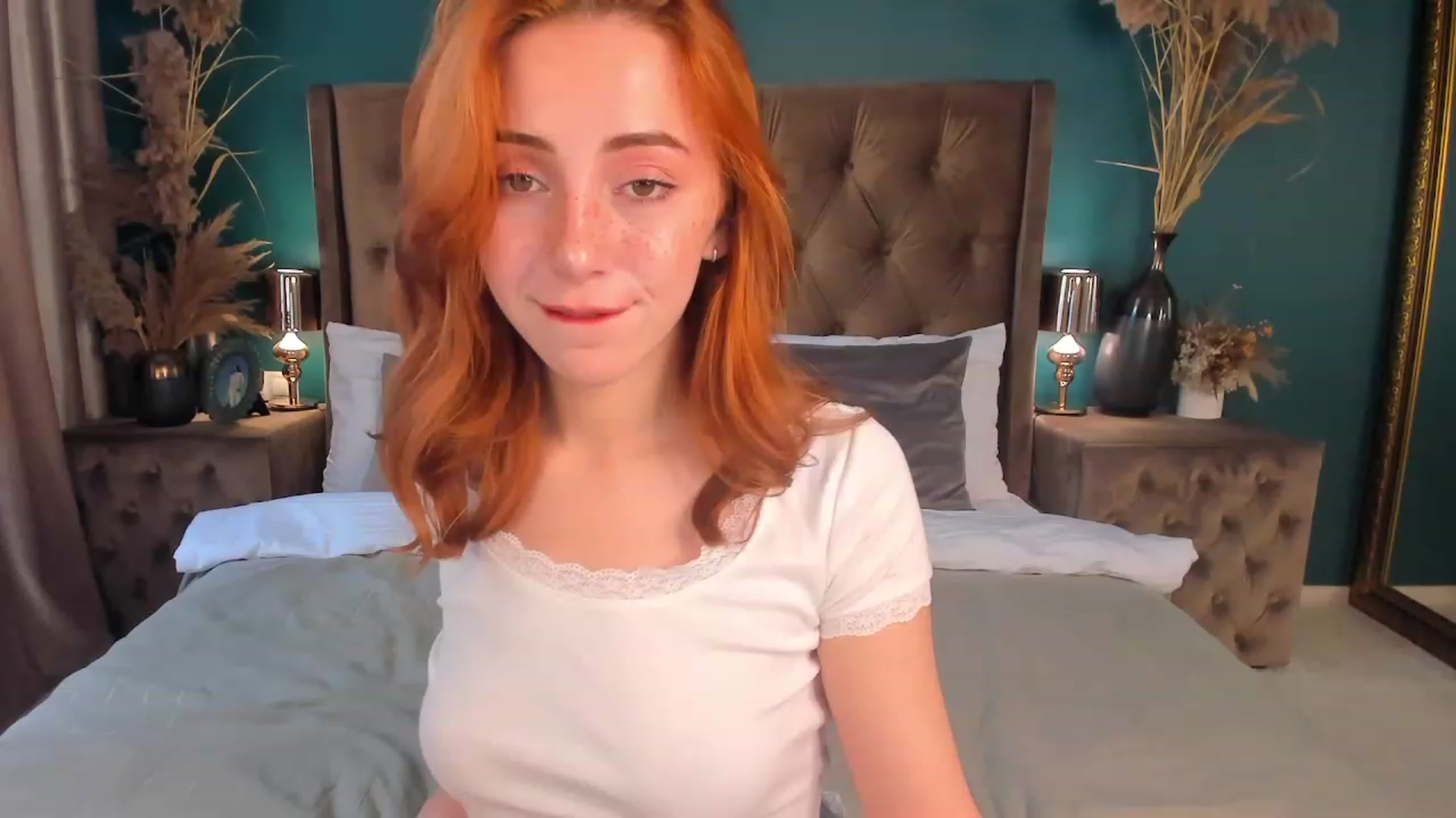 Gallery image thumbnail from ElsaYoung's myfreecams stream on, 07/08/2023, 13:19 image 6 of 20