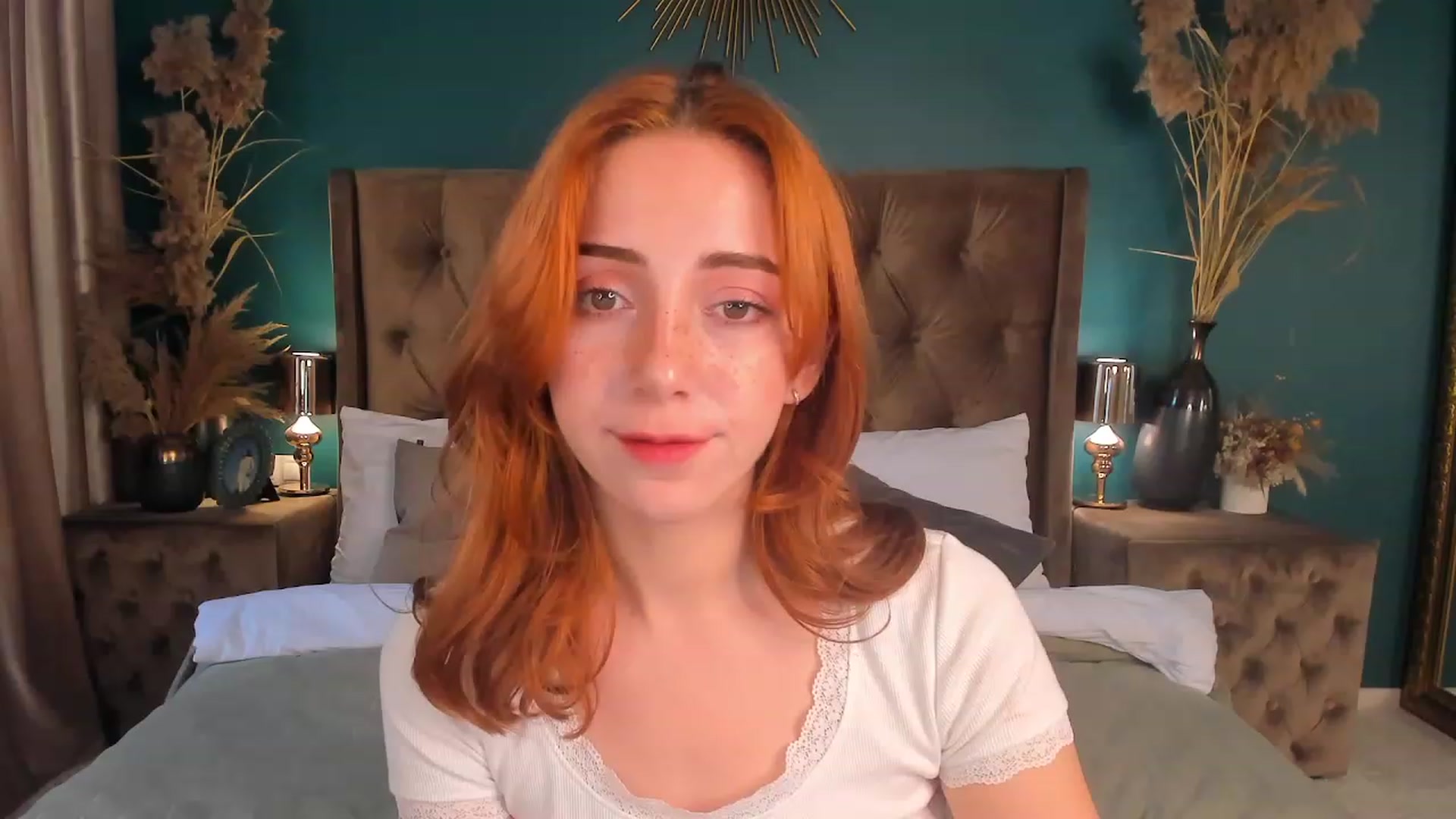 Gallery image thumbnail from ElsaYoung's myfreecams stream on, 07/08/2023, 15:25 image 4 of 20