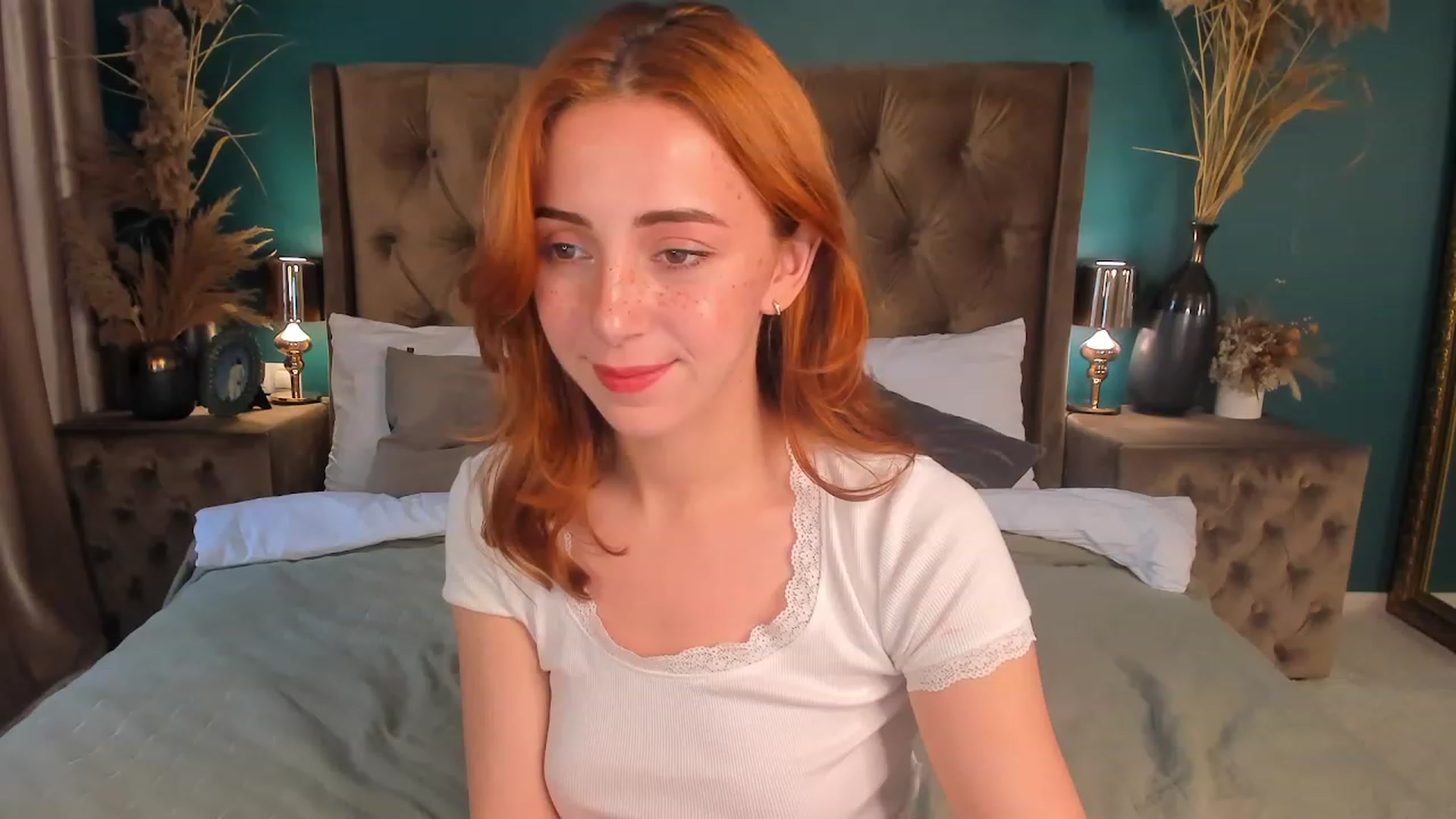 Gallery image thumbnail from ElsaYoung's myfreecams stream on, 07/08/2023, 15:25 image 15 of 20