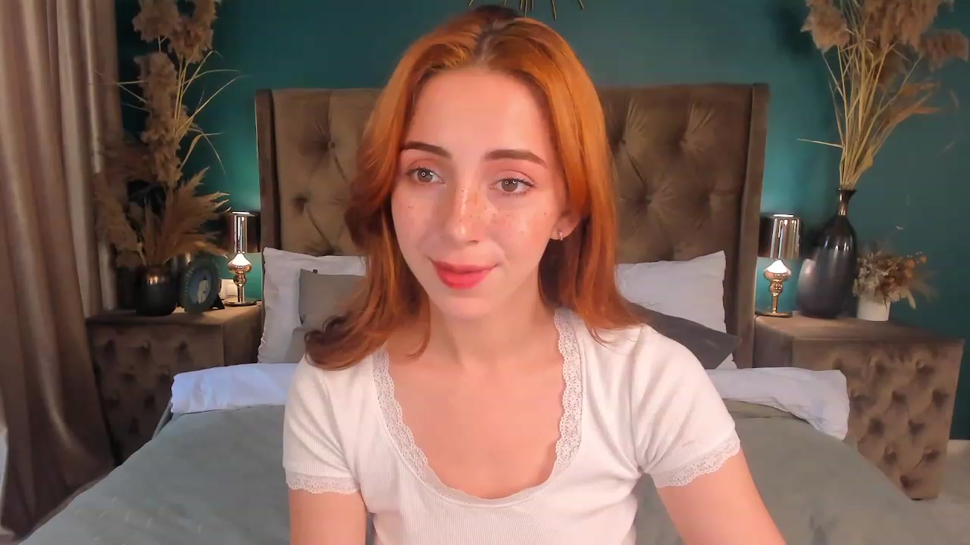 Gallery image thumbnail from ElsaYoung's myfreecams stream on, 07/08/2023, 15:25 image 2 of 20