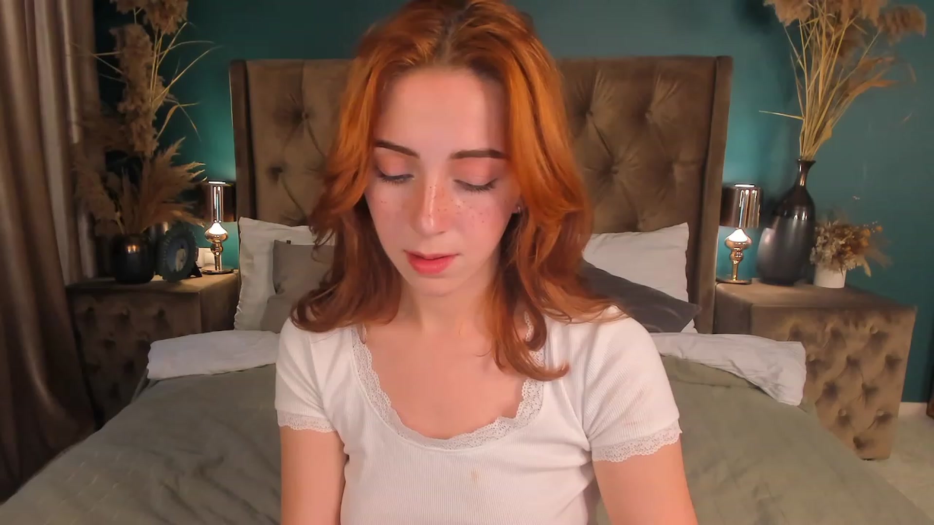 Gallery image thumbnail from ElsaYoung's myfreecams stream on, 07/08/2023, 16:50 image 16 of 20