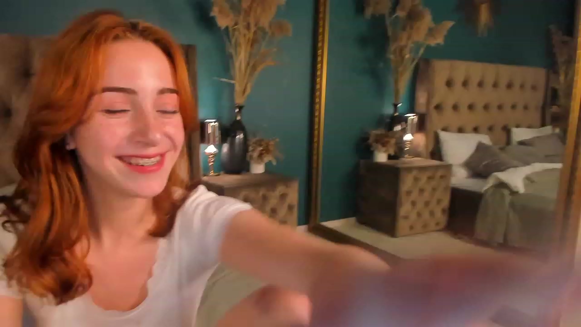Gallery image thumbnail from ElsaYoung's myfreecams stream on, 07/08/2023, 16:50 image 3 of 20