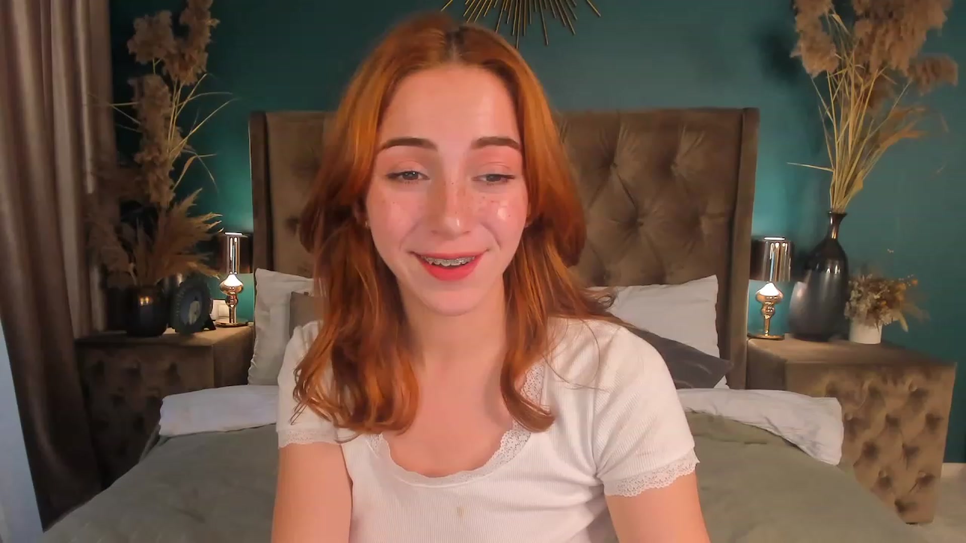 Gallery image thumbnail from ElsaYoung's myfreecams stream on, 07/08/2023, 16:50 image 4 of 20