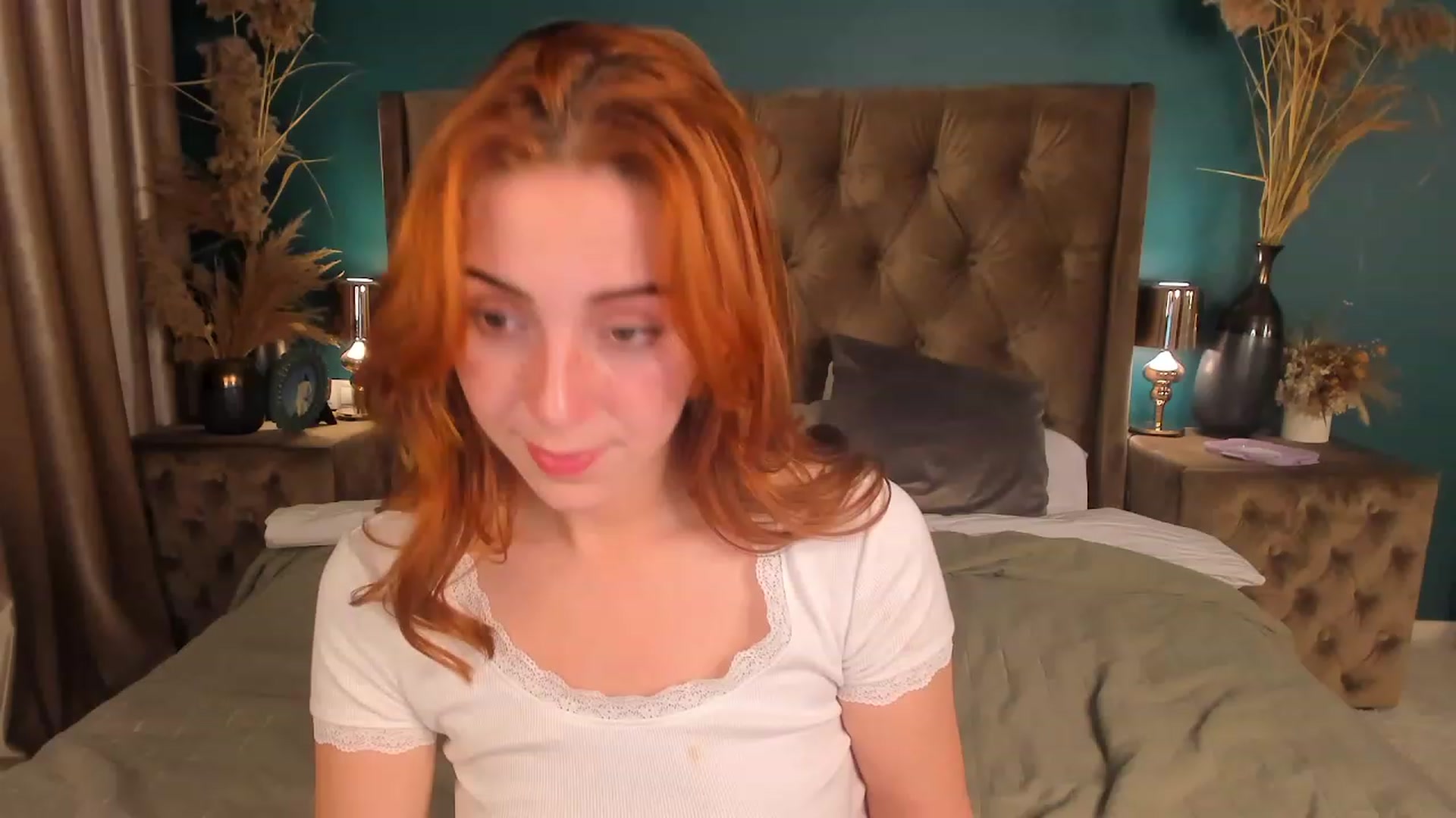 Gallery image thumbnail from ElsaYoung's myfreecams stream on, 07/08/2023, 19:22 image 7 of 20